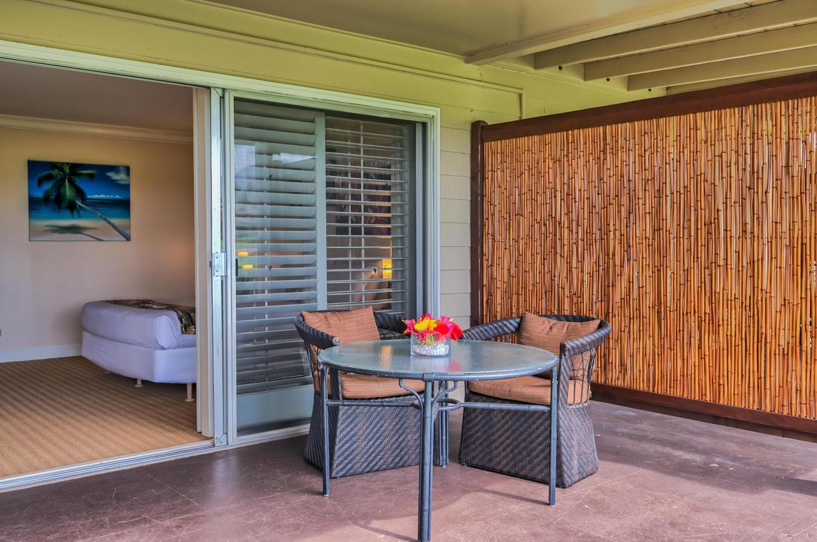 Royal Lahaina Resort & Bungalows