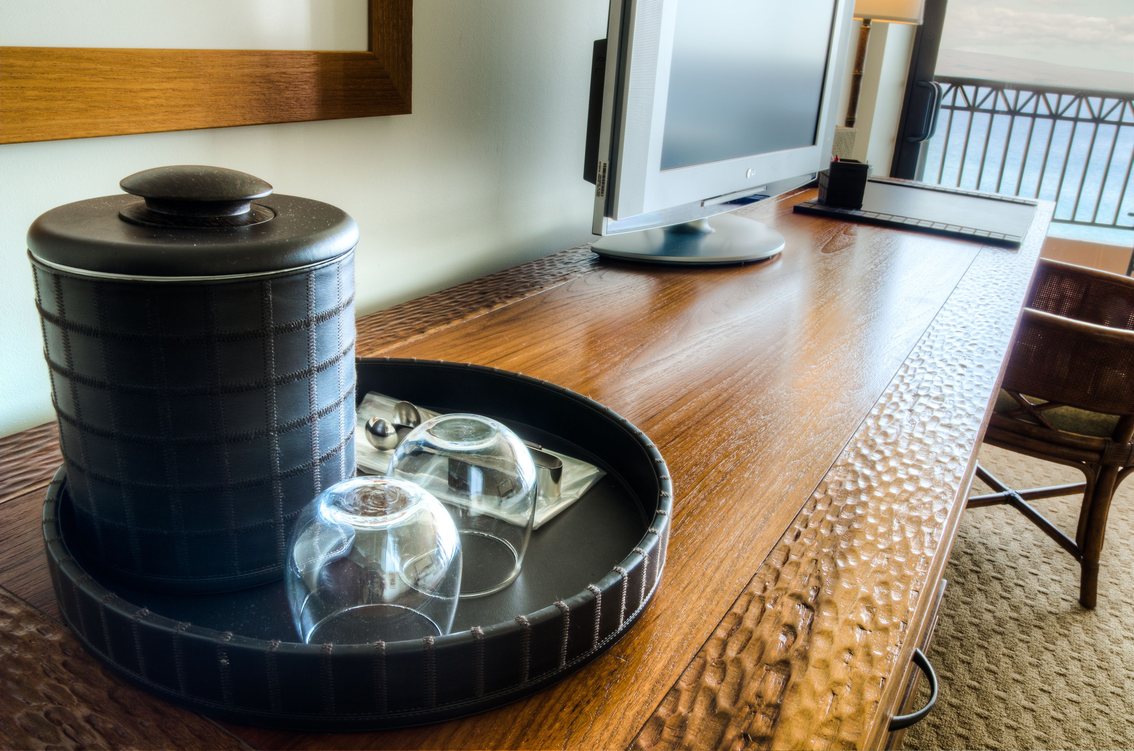 Royal Lahaina Resort & Bungalows