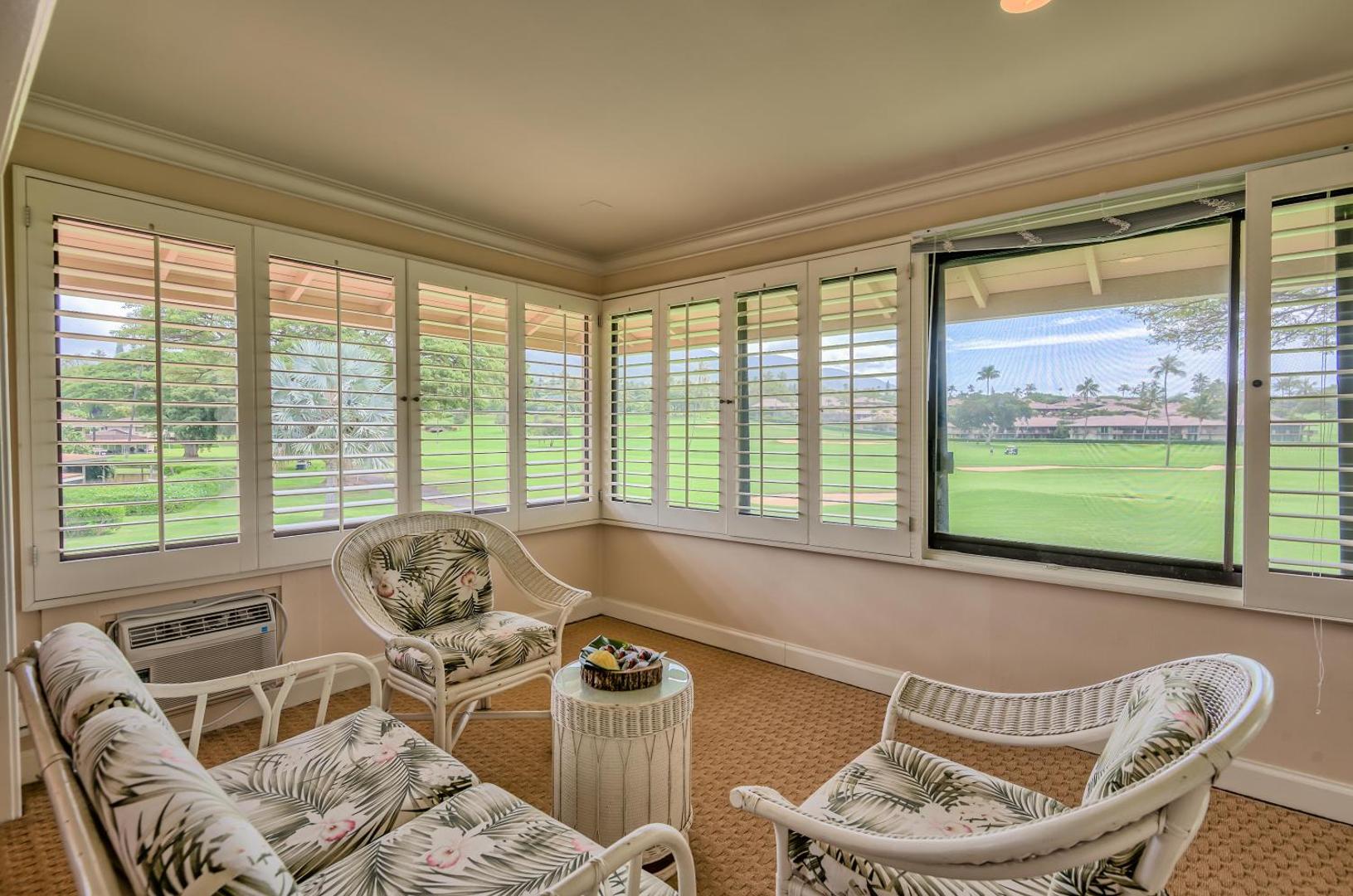 Royal Lahaina Resort & Bungalows