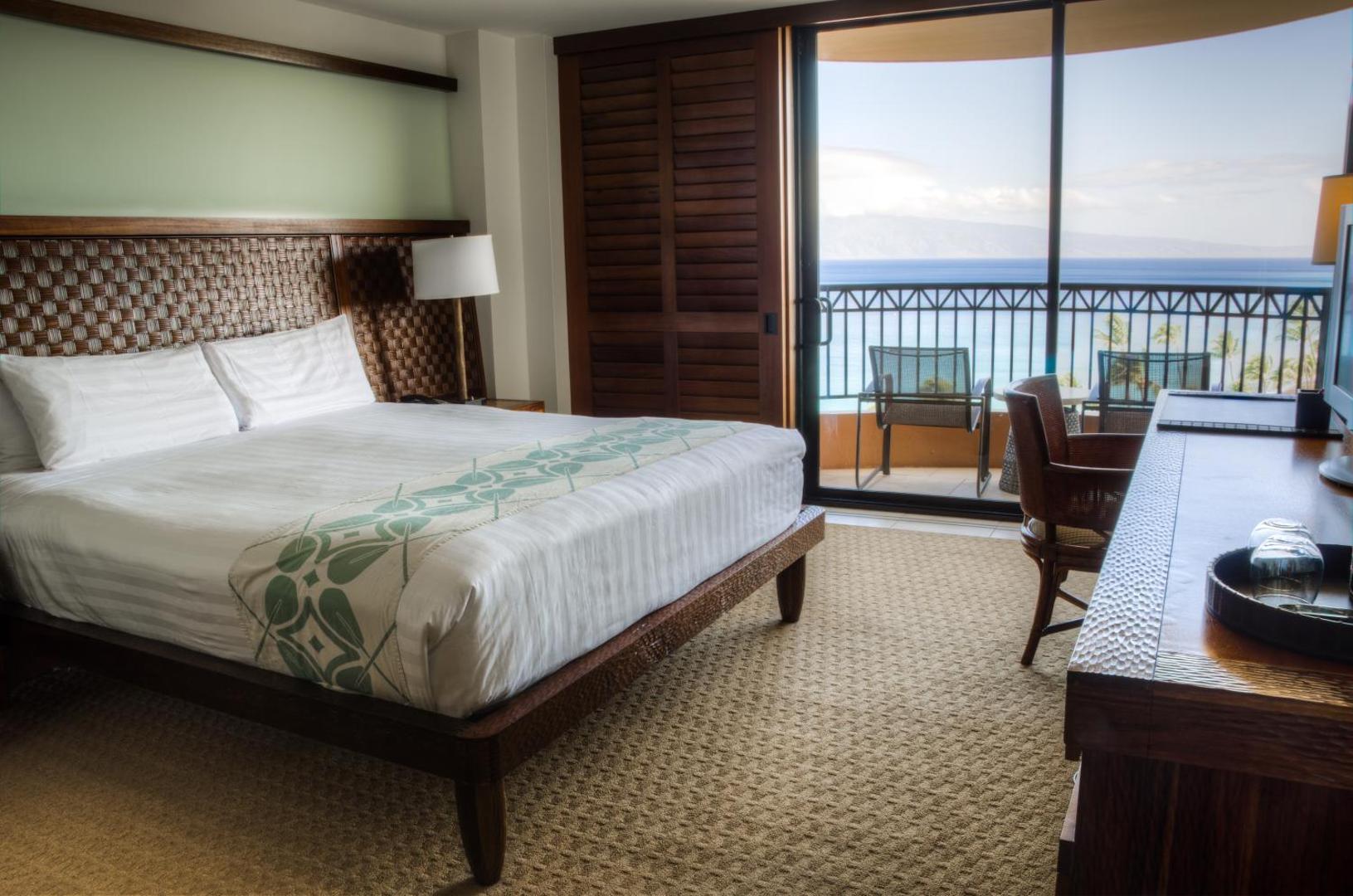 Royal Lahaina Resort & Bungalows