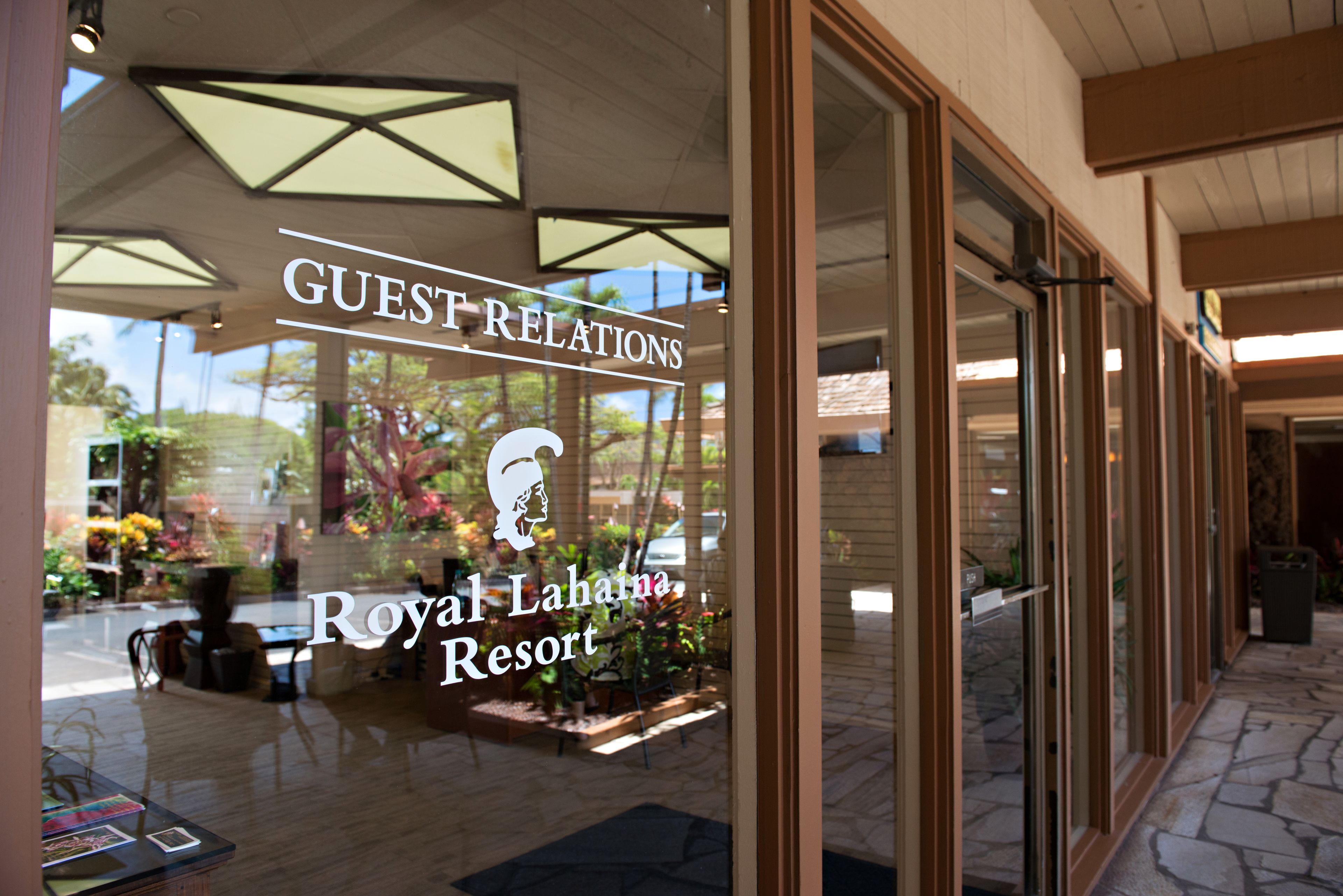 Royal Lahaina Resort & Bungalows
