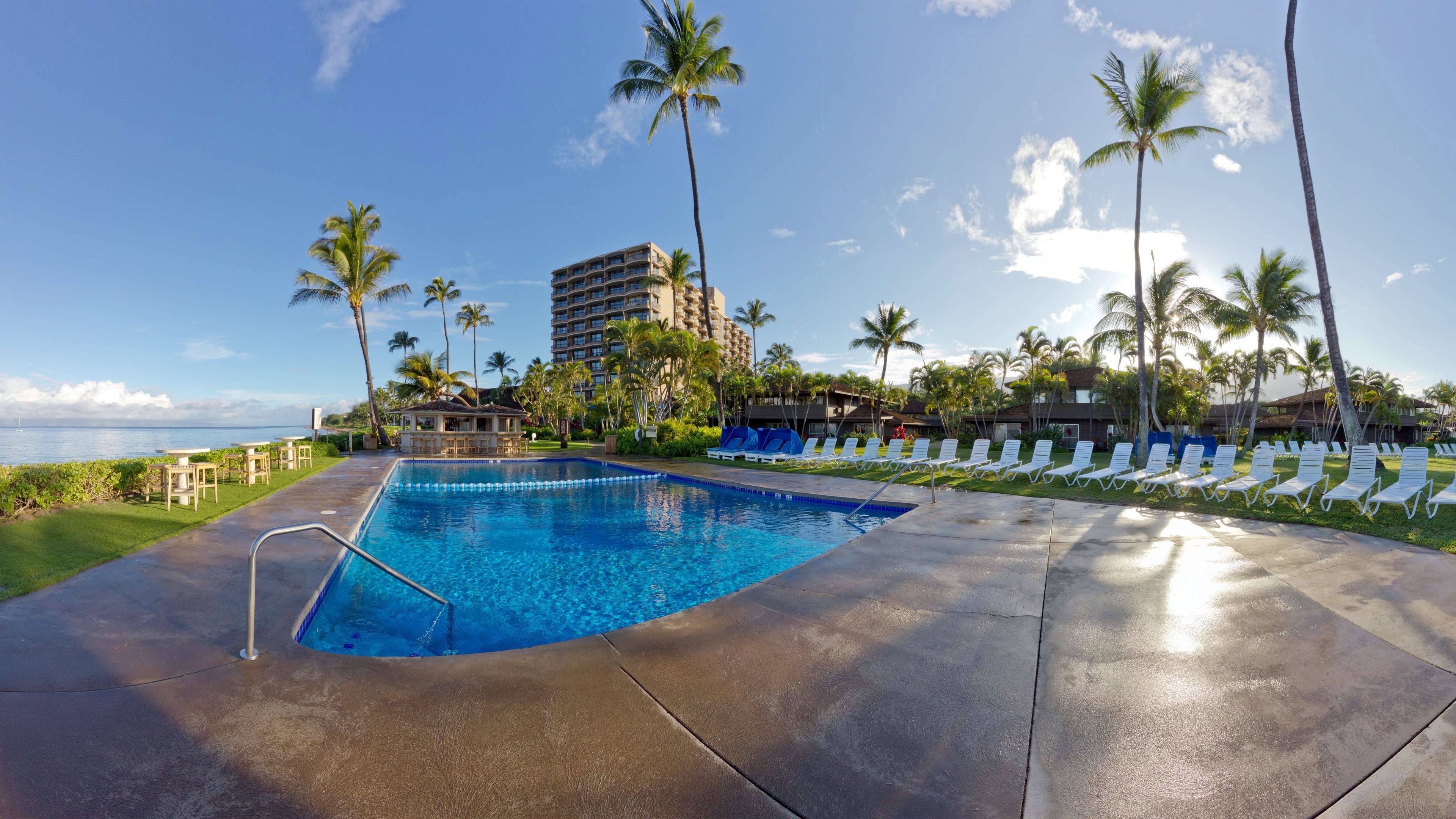 Royal Lahaina Resort & Bungalows