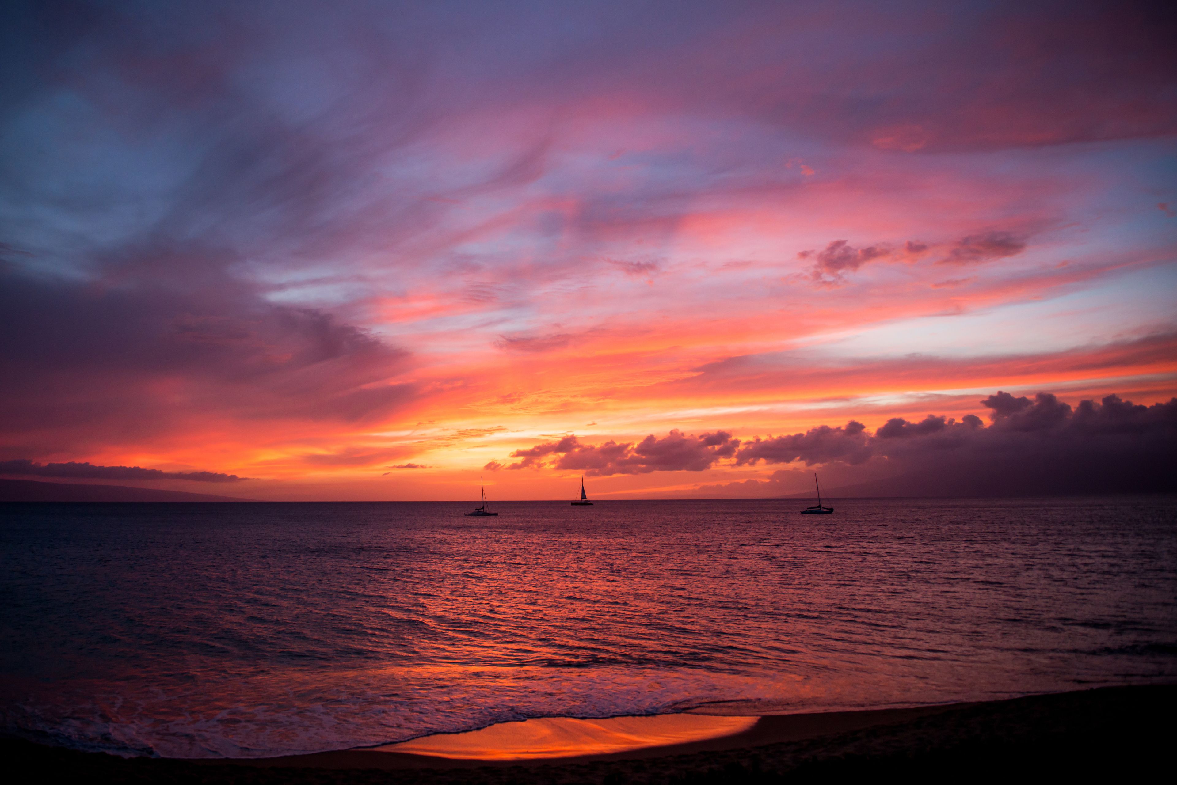 Royal Lahaina Resort & Bungalows
