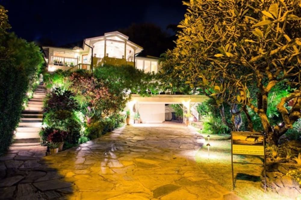 Hawaii’s Hidden Hideaway Bed & Breakfast