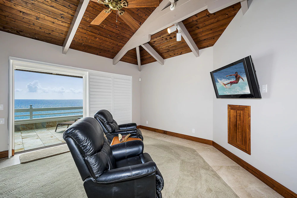 Alii Point by RedAwning