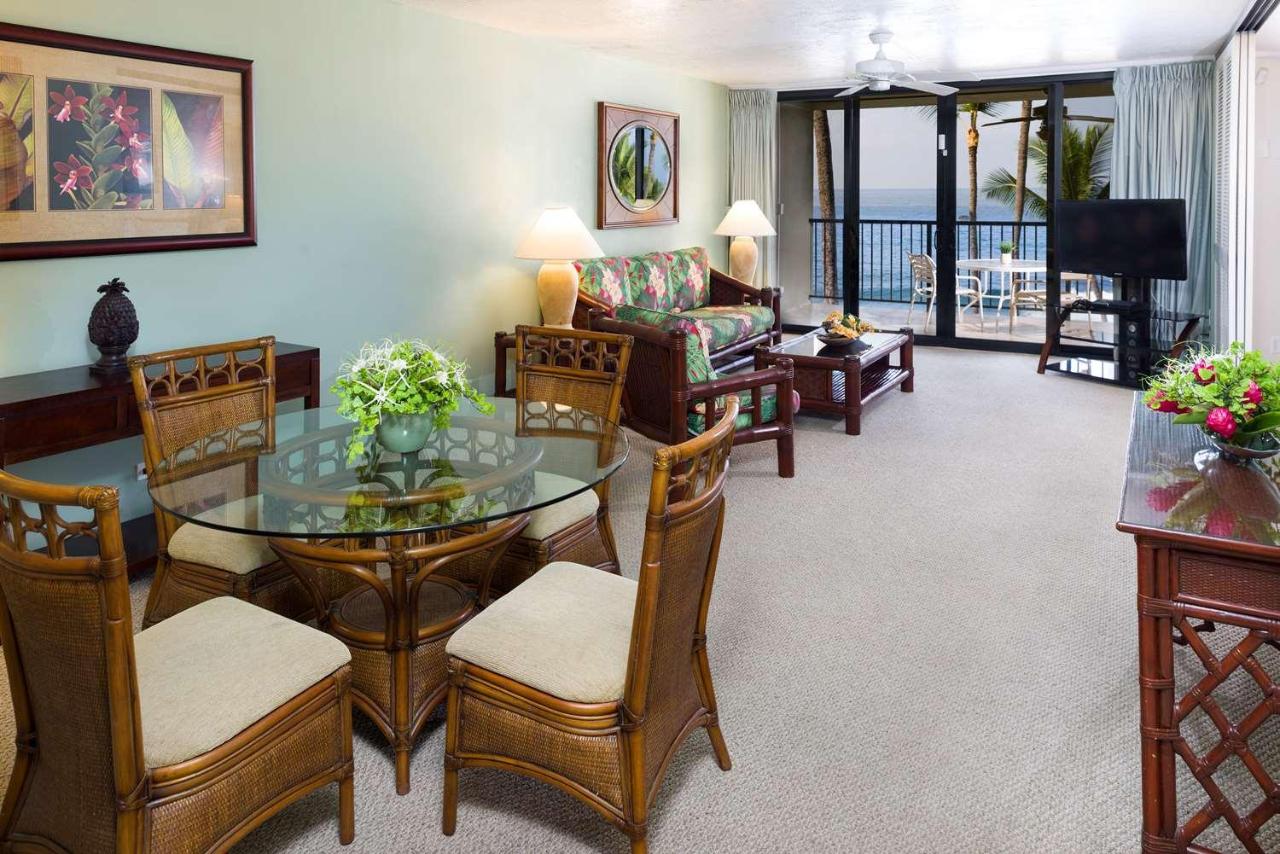 Aston Kona by the Sea