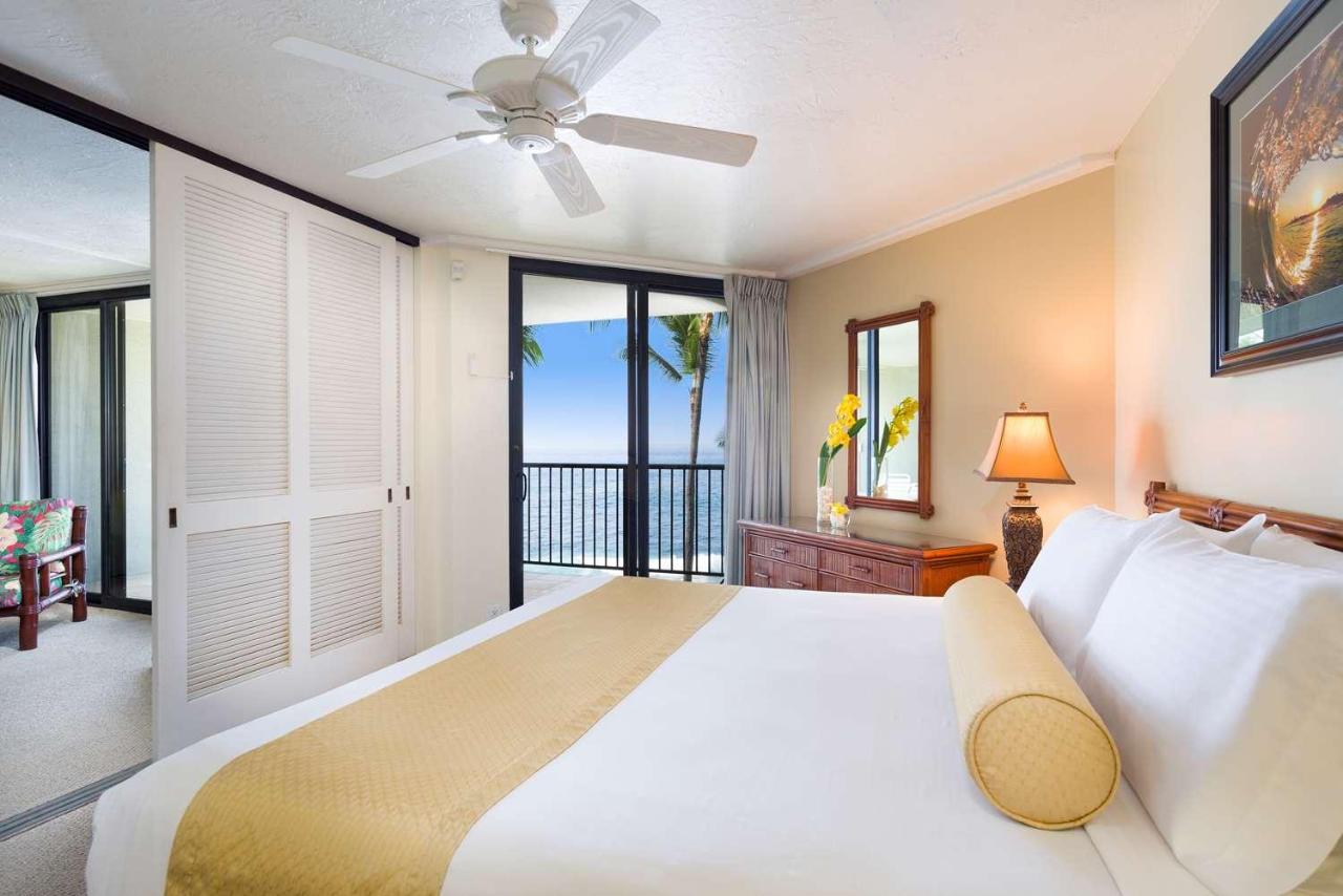 Aston Kona by the Sea