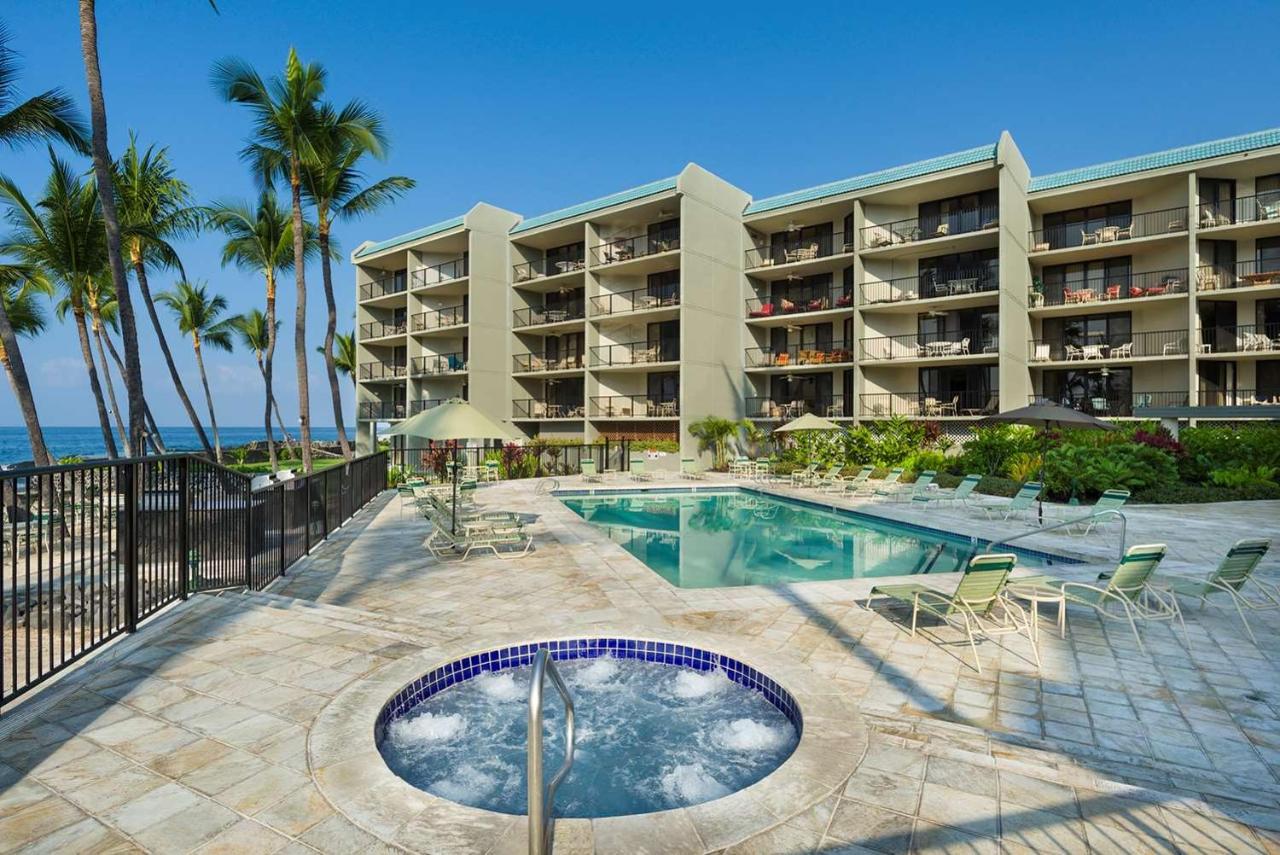 Aston Kona by the Sea