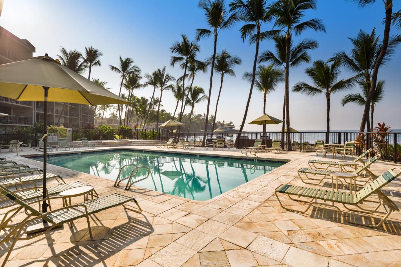 Aston Kona by the Sea