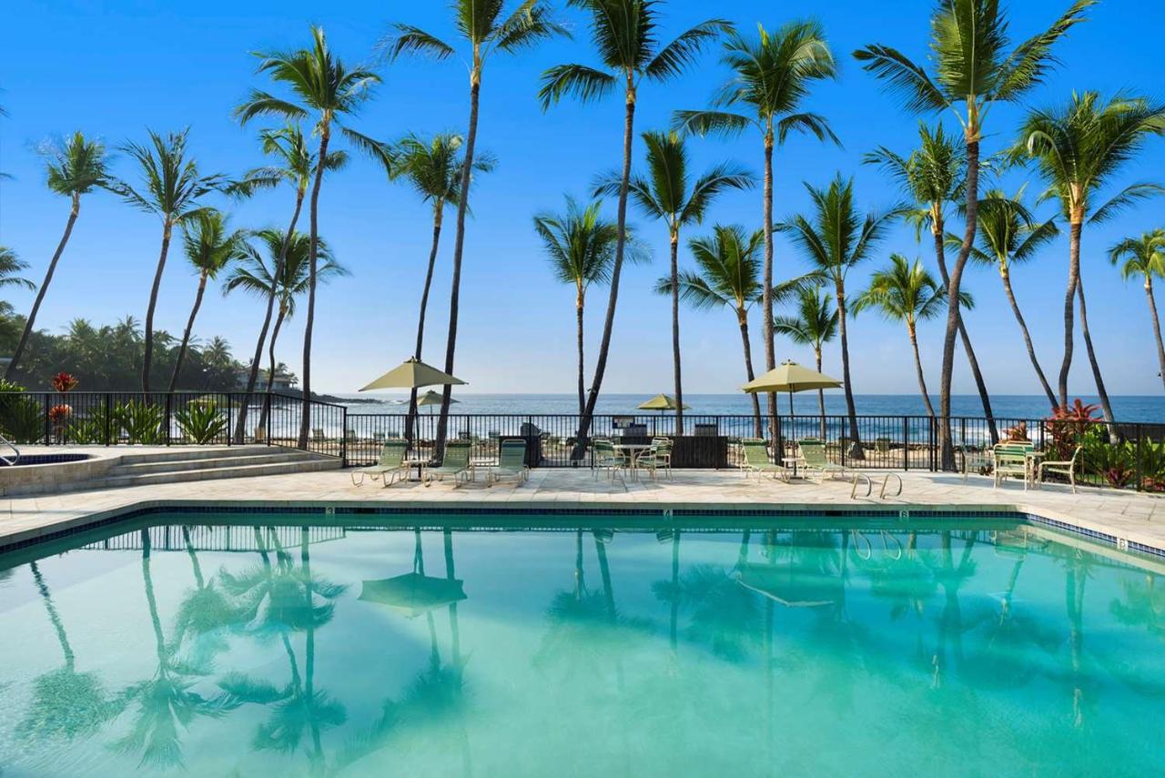 Aston Kona by the Sea