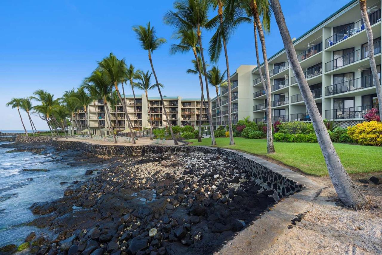 Aston Kona by the Sea