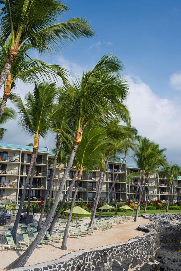 Aston Kona by the Sea
