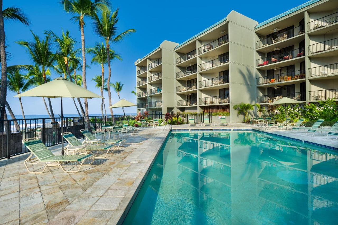 Aston Kona by the Sea