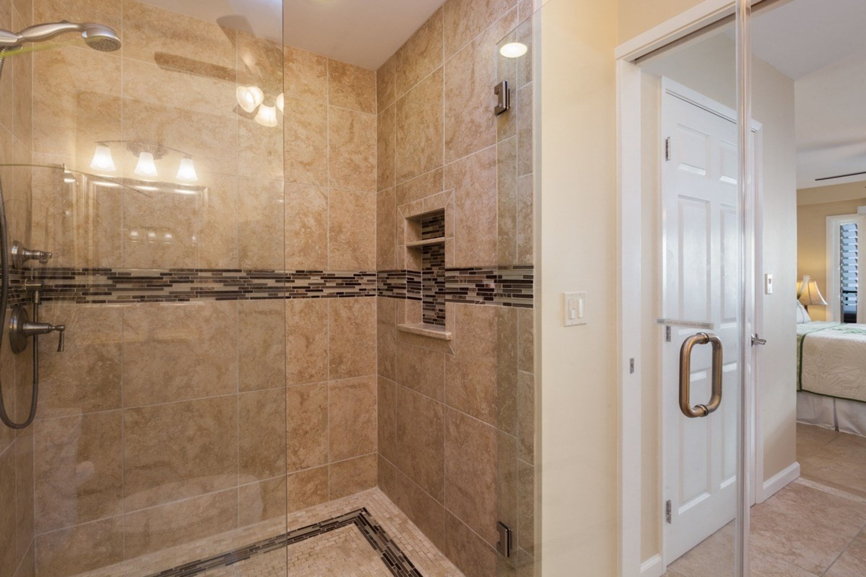 Banyan Tree by Kona Now