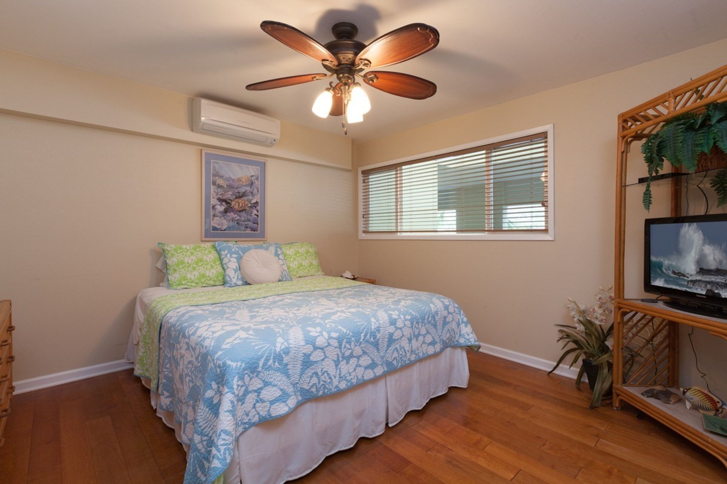 Banyan Tree by Kona Now