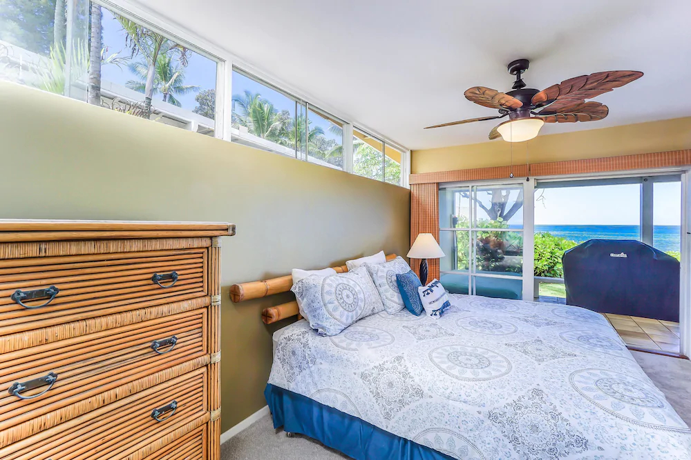 Hale Huna Kai Oceanfront by RedAwning