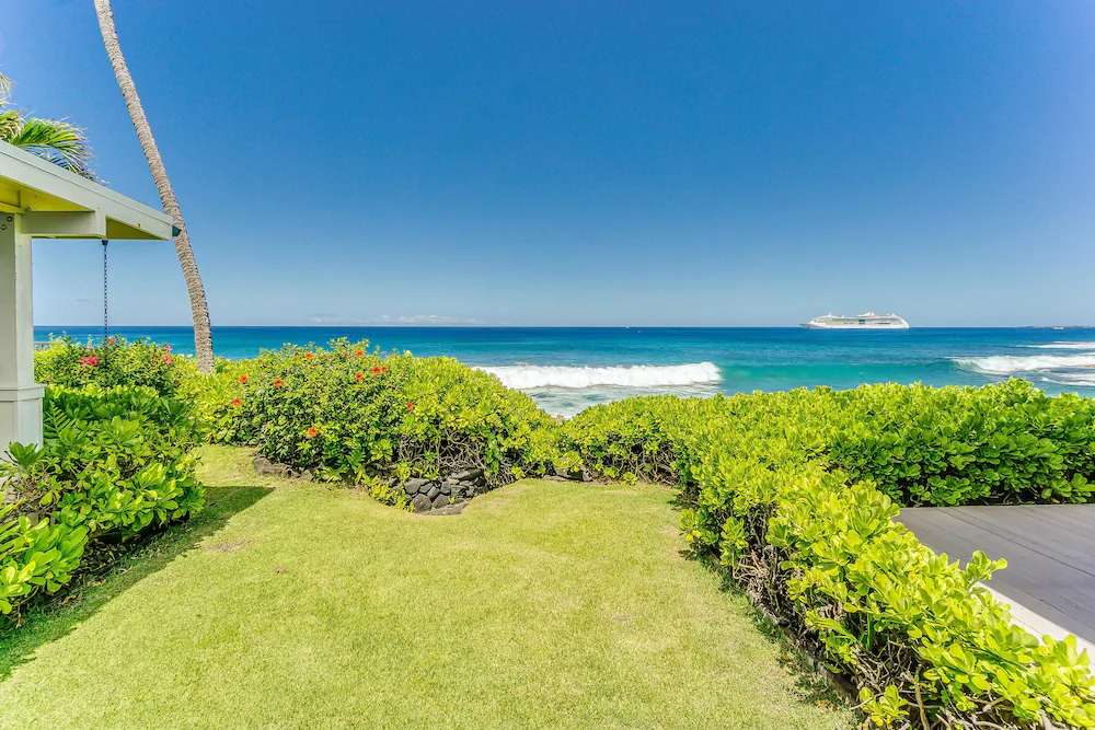 Hale Huna Kai Oceanfront by RedAwning