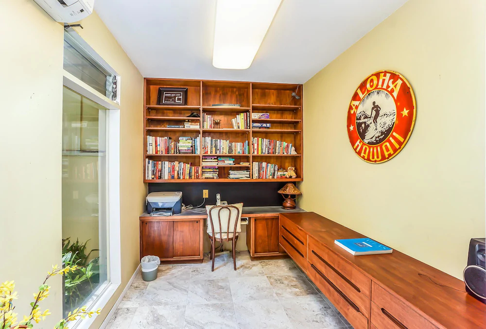 Hale Huna Kai Oceanfront by RedAwning