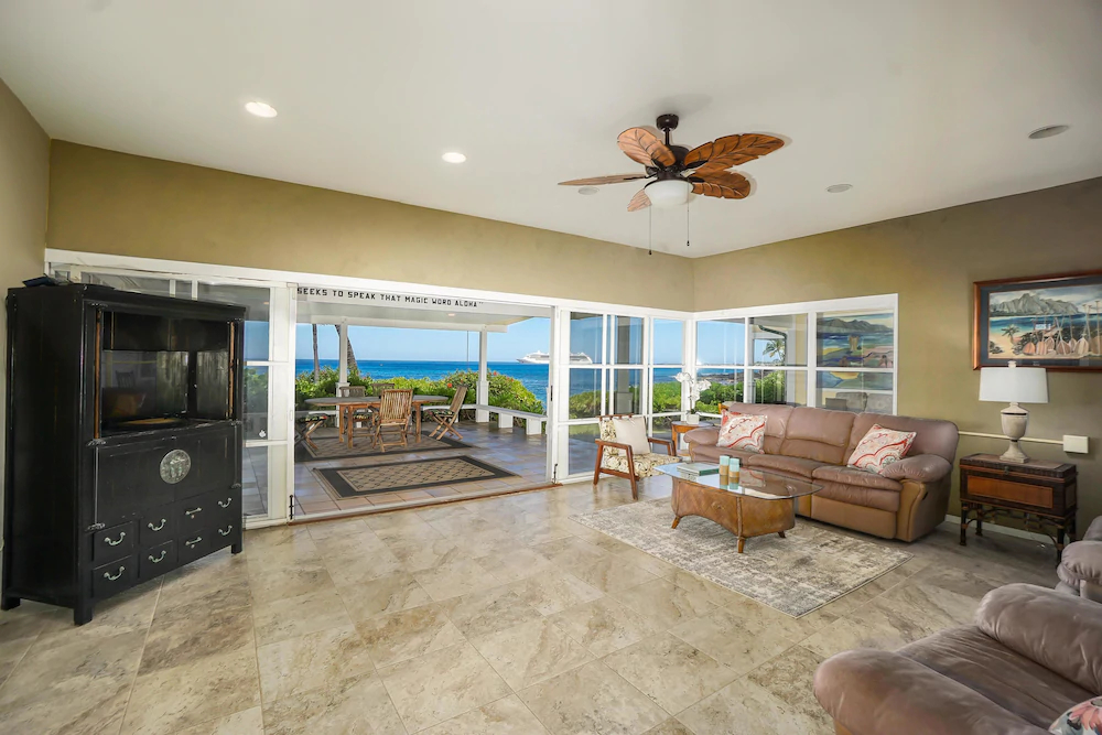 Hale Huna Kai Oceanfront by RedAwning