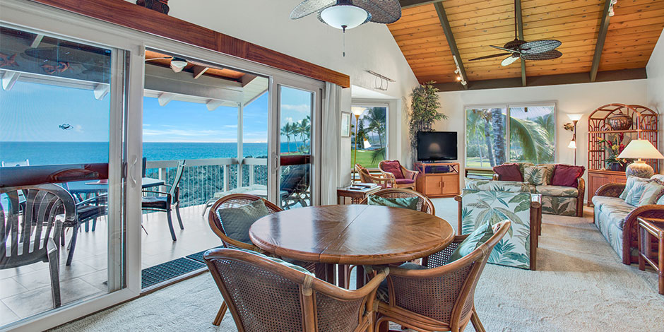 Kanaloa at Kona by Castle