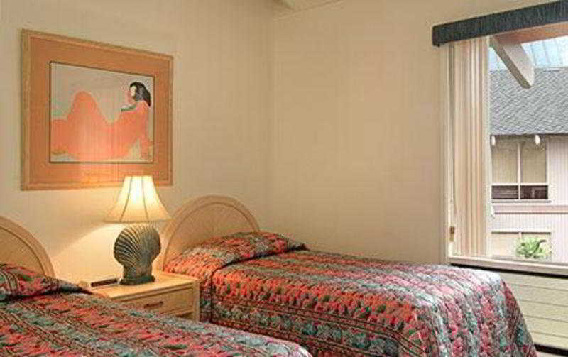 Kanaloa at Kona by Castle