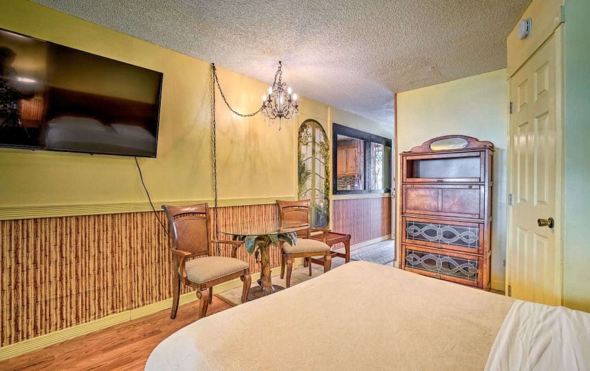 Kona Islander Inn Hotel