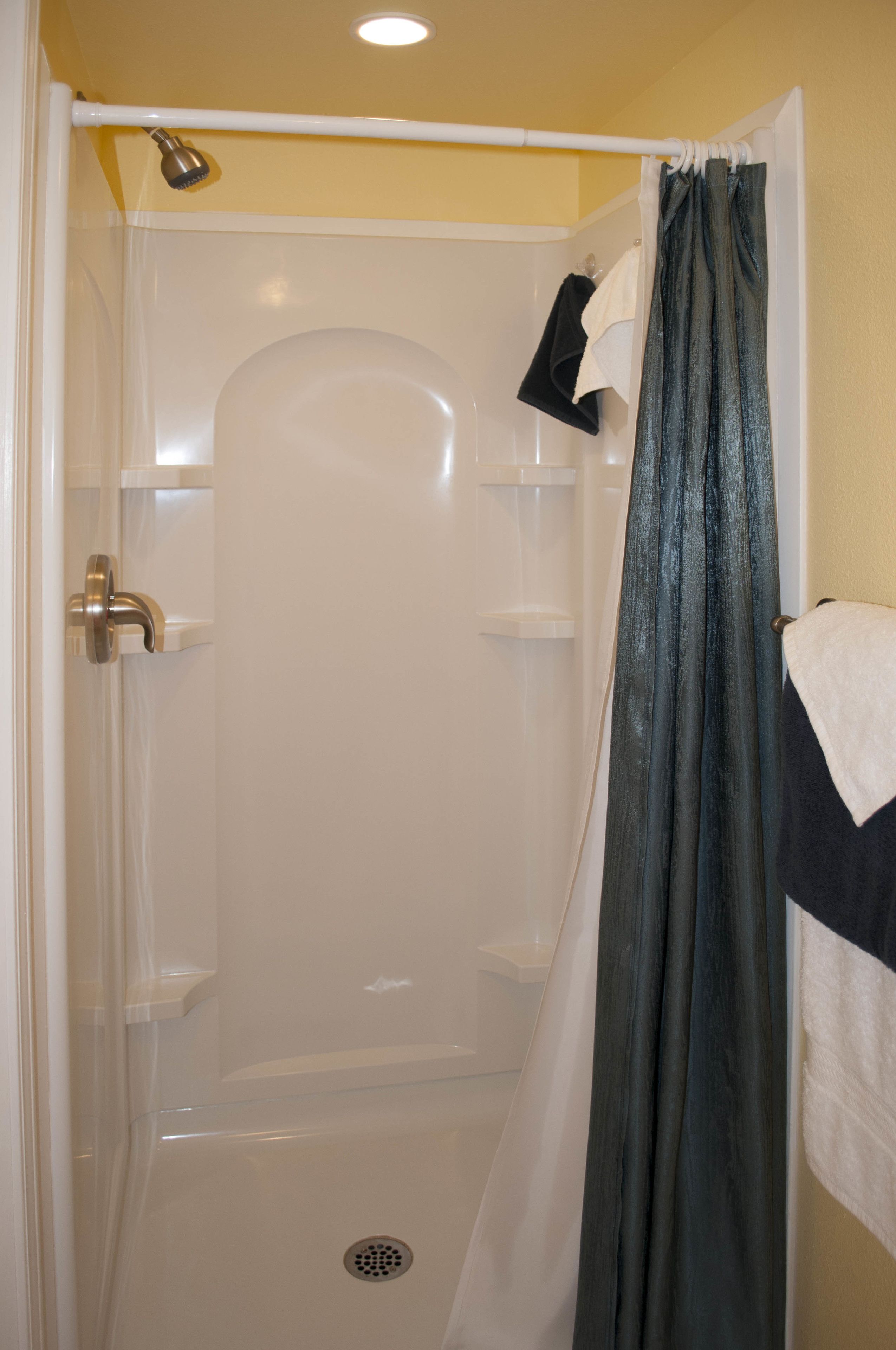 Kona Islander Inn Hotel