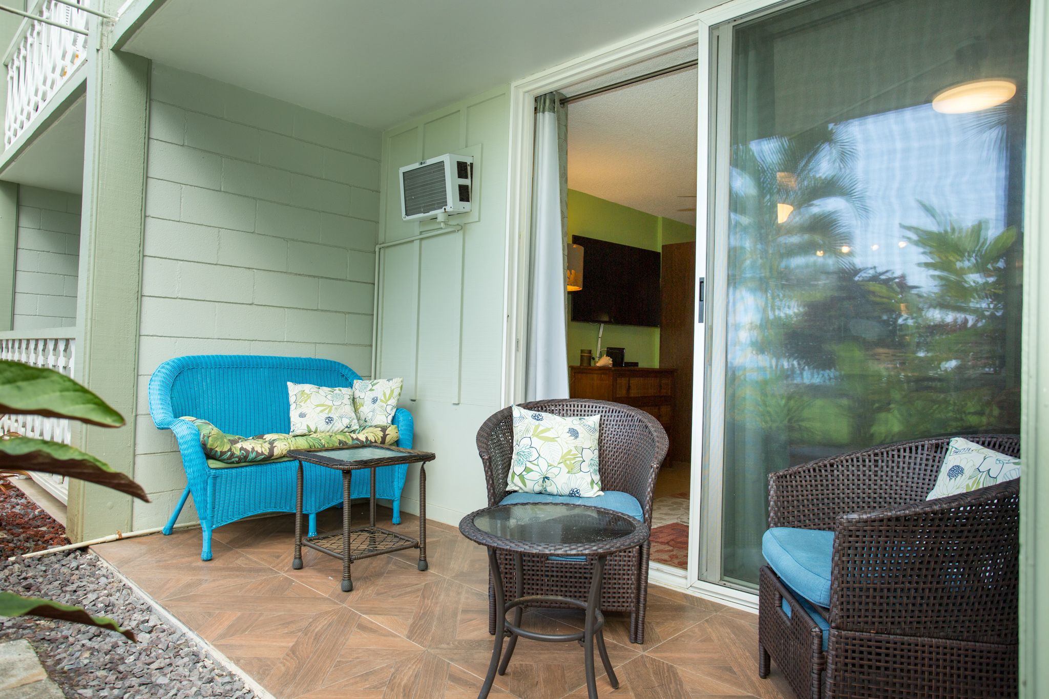 Kona Islander Inn Hotel