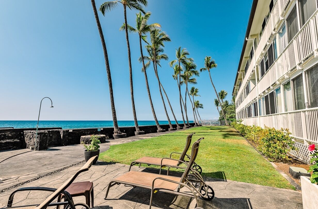 Kona Magic Sands Resort