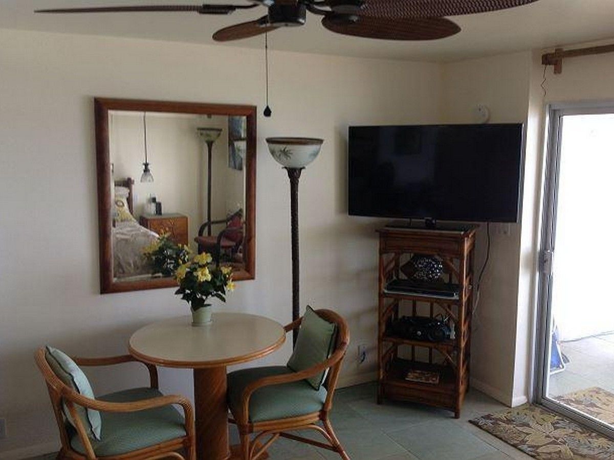 Kona Magic Sands Resort