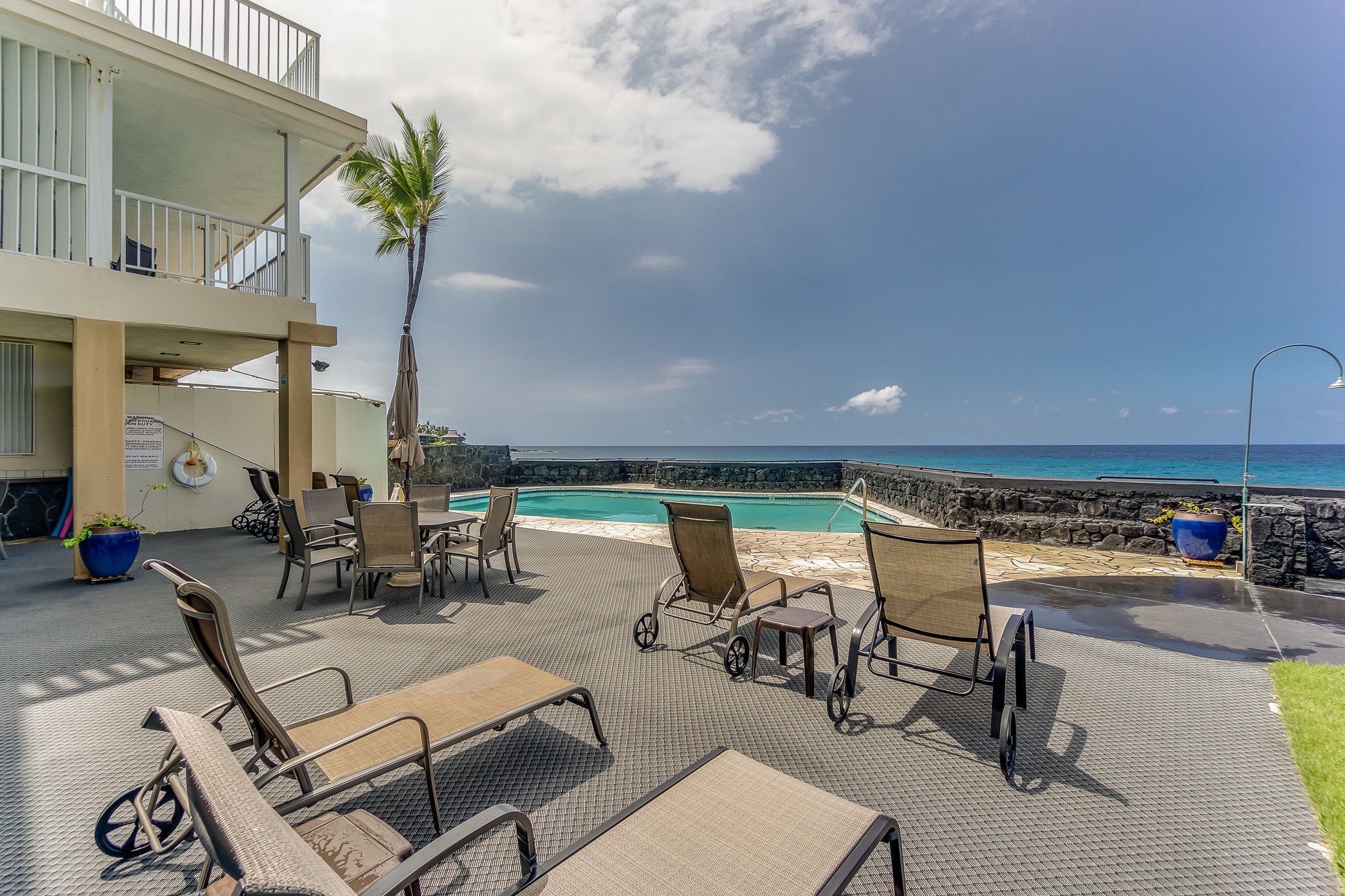 Kona Magic Sands Resort