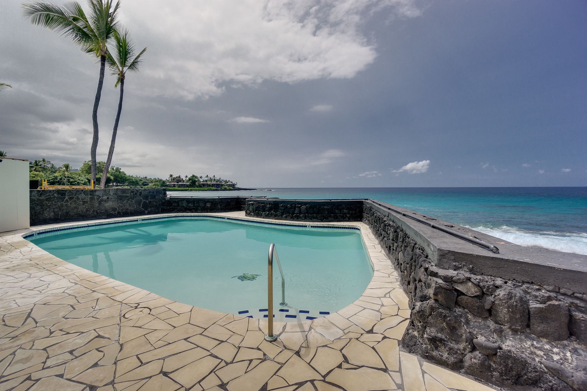 Kona Magic Sands Resort