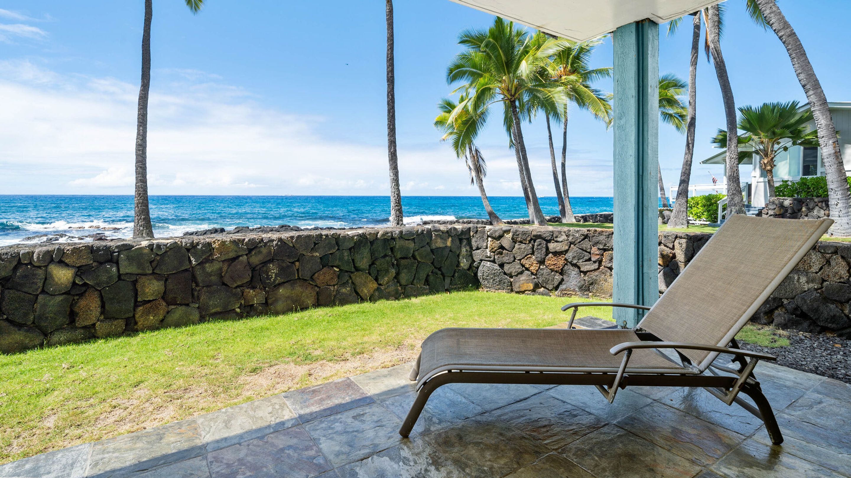 Kona Reef by Casago