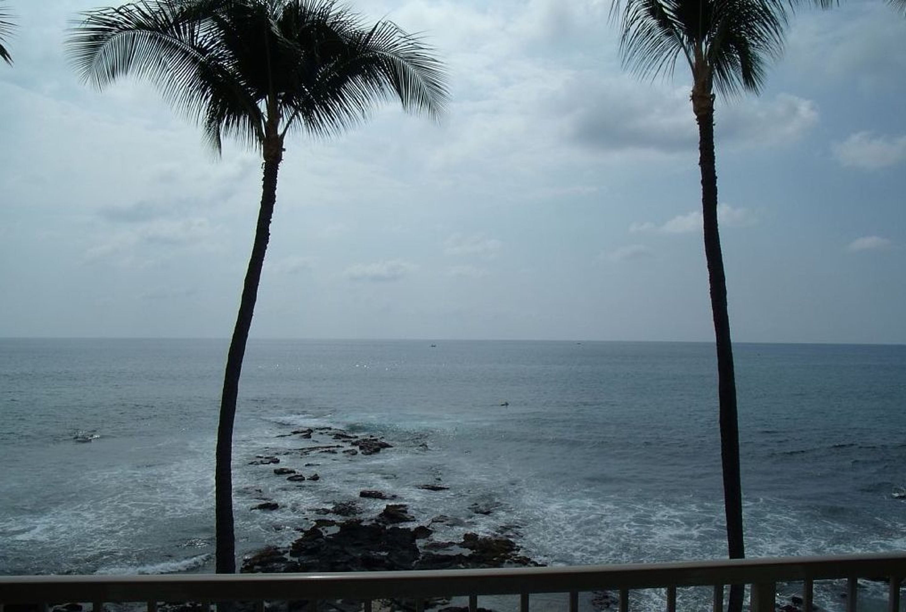 Kona Reef by Casago