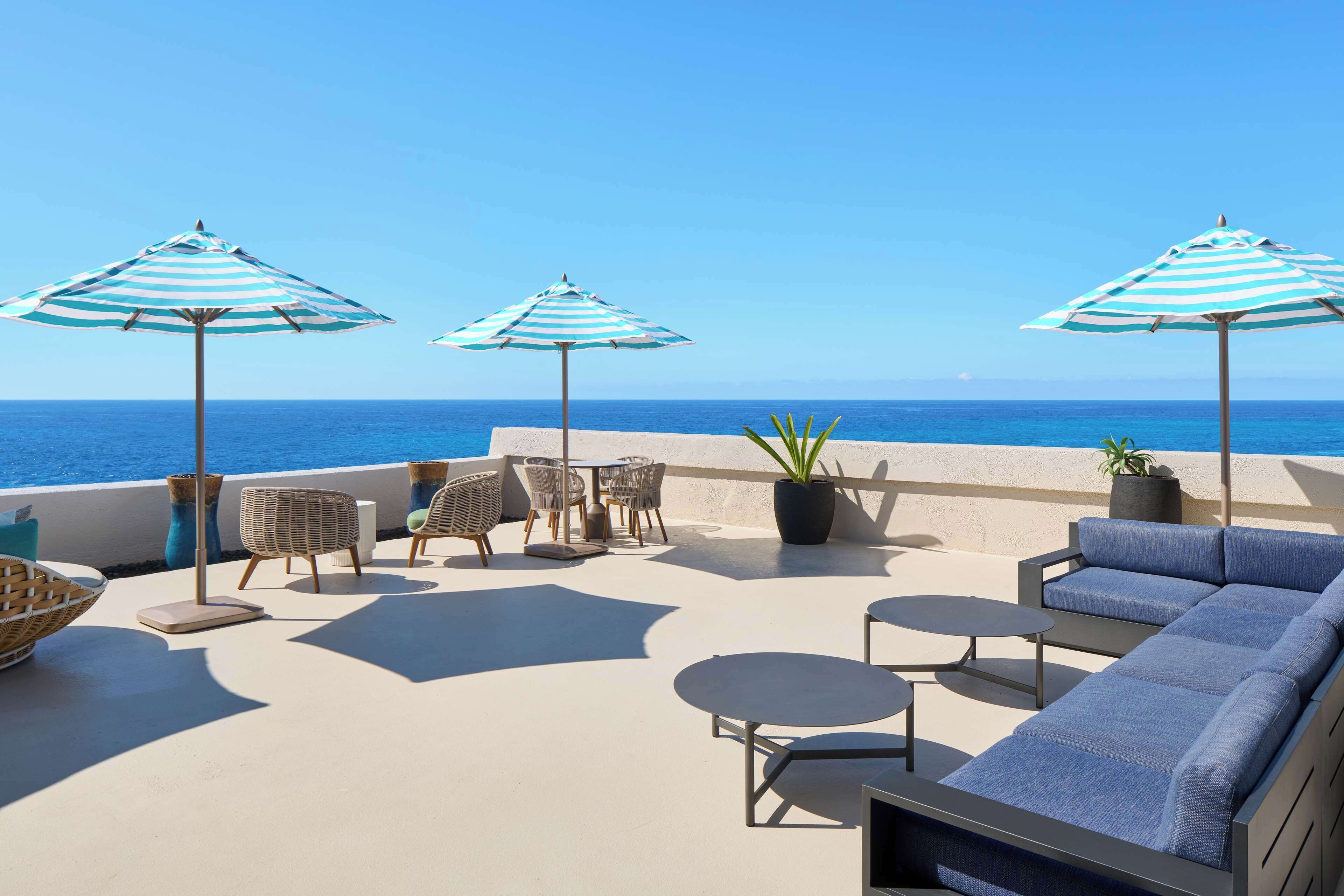 OUTRIGGER Kona Resort & Spa