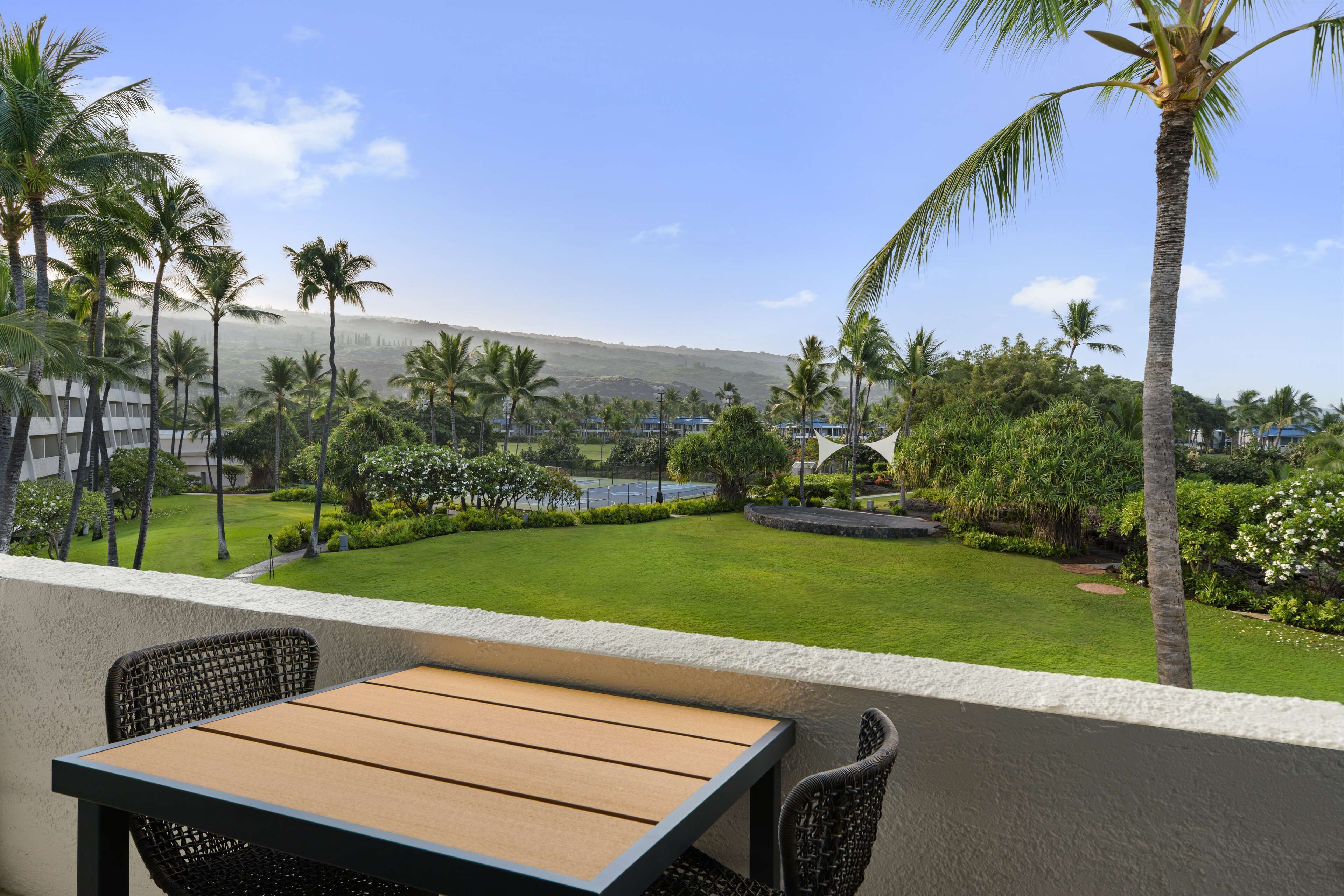 OUTRIGGER Kona Resort & Spa