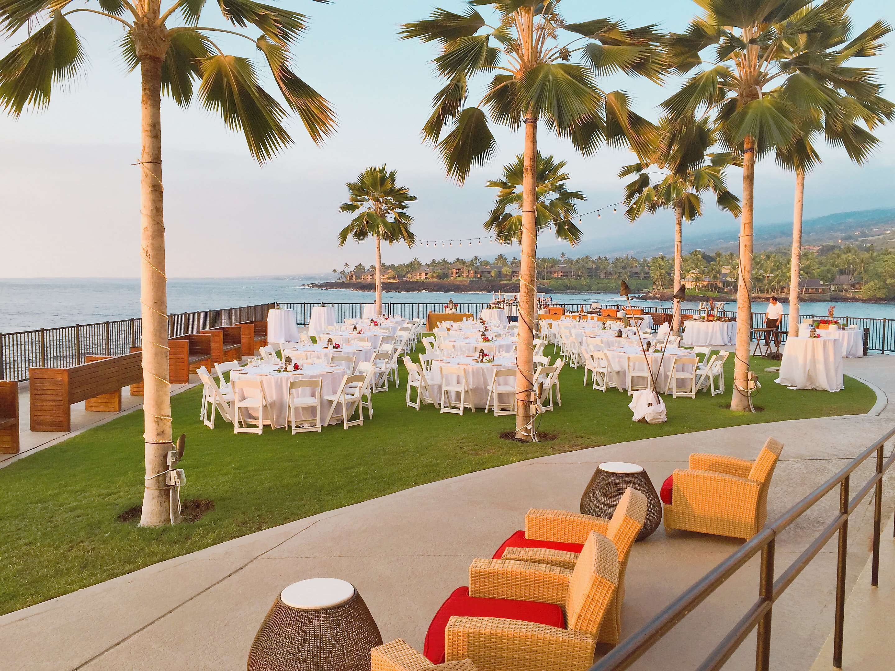 OUTRIGGER Kona Resort & Spa