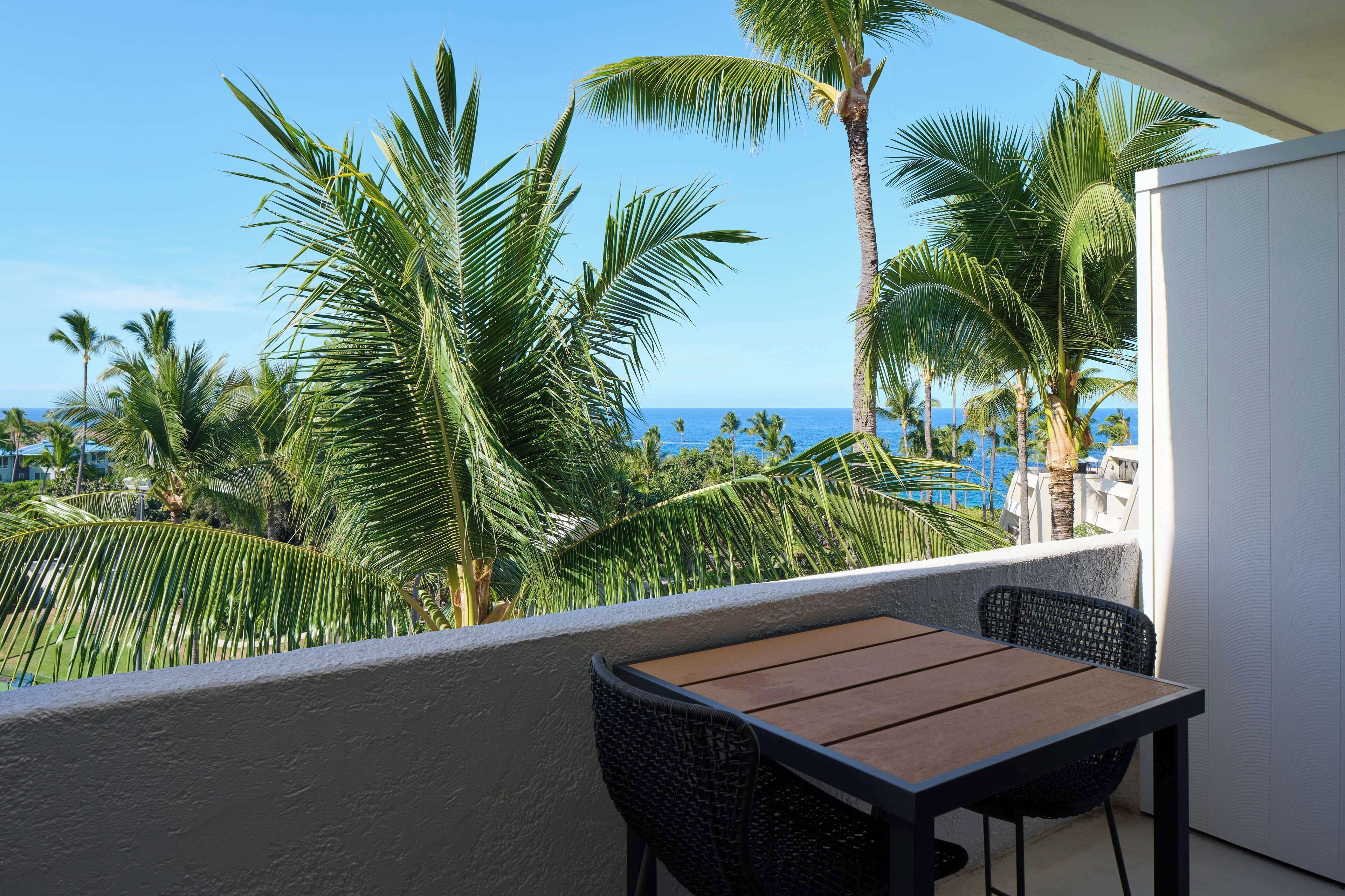 OUTRIGGER Kona Resort & Spa