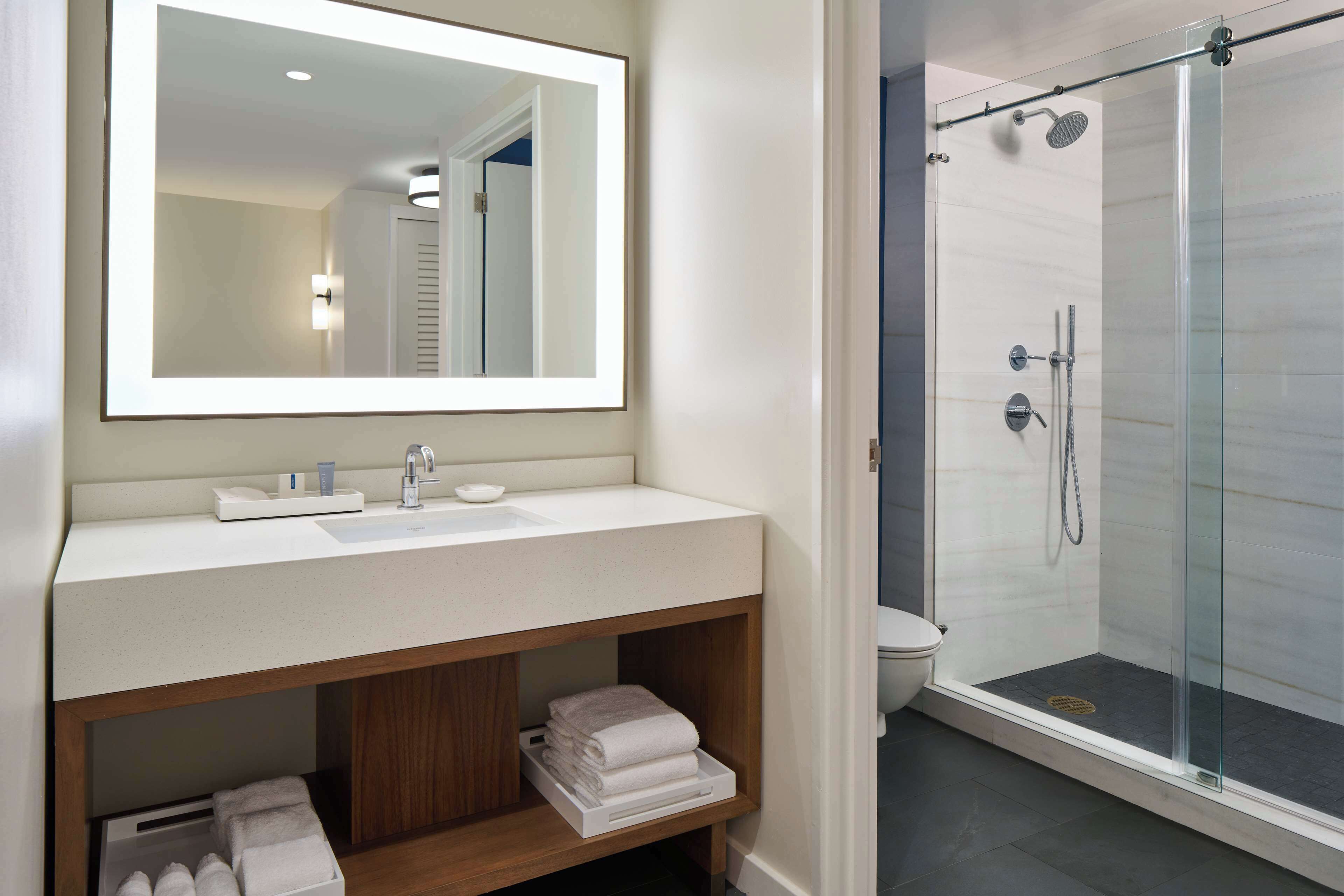 OUTRIGGER Kona Resort & Spa