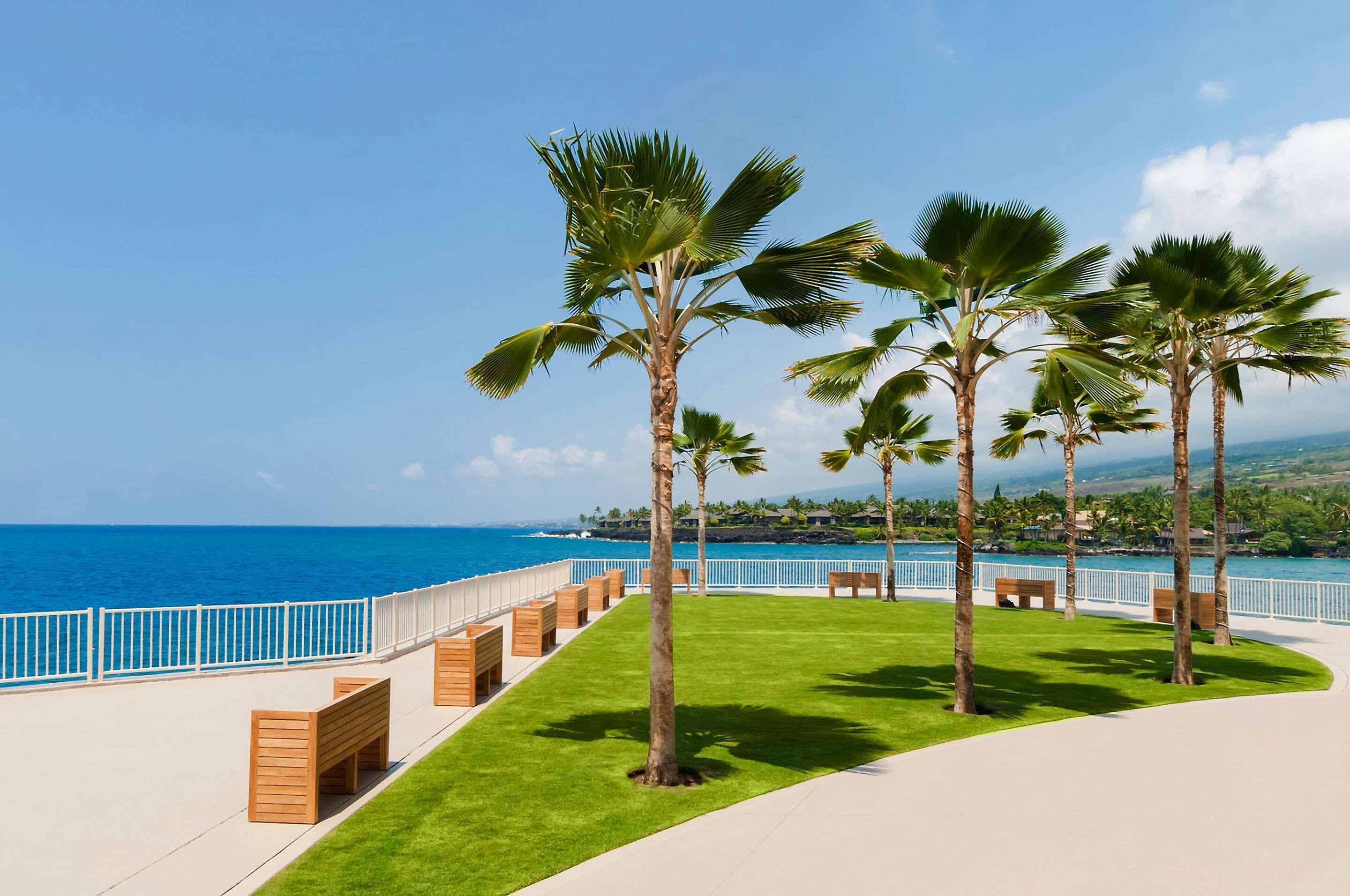 OUTRIGGER Kona Resort & Spa