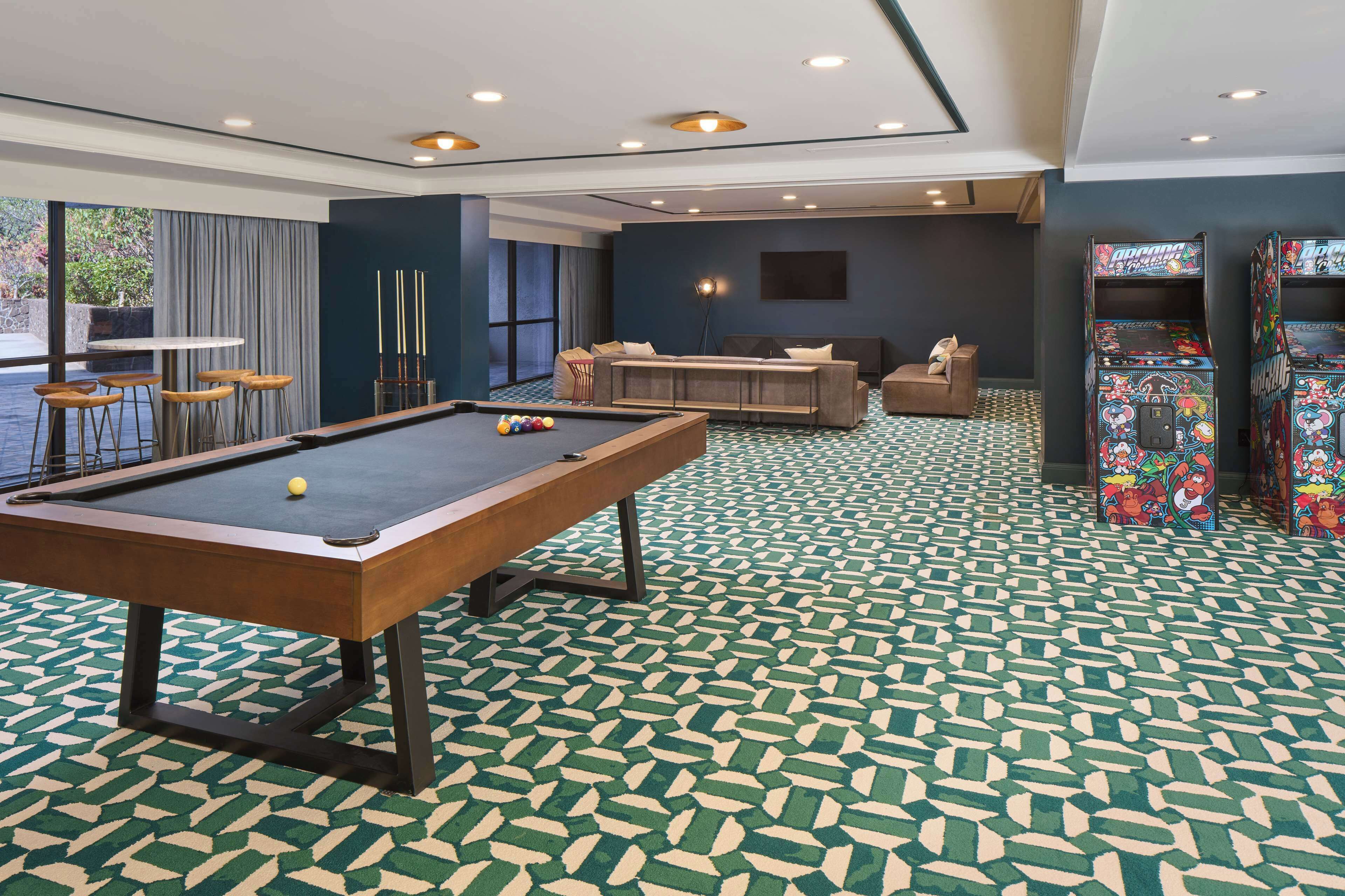 OUTRIGGER Kona Resort & Spa