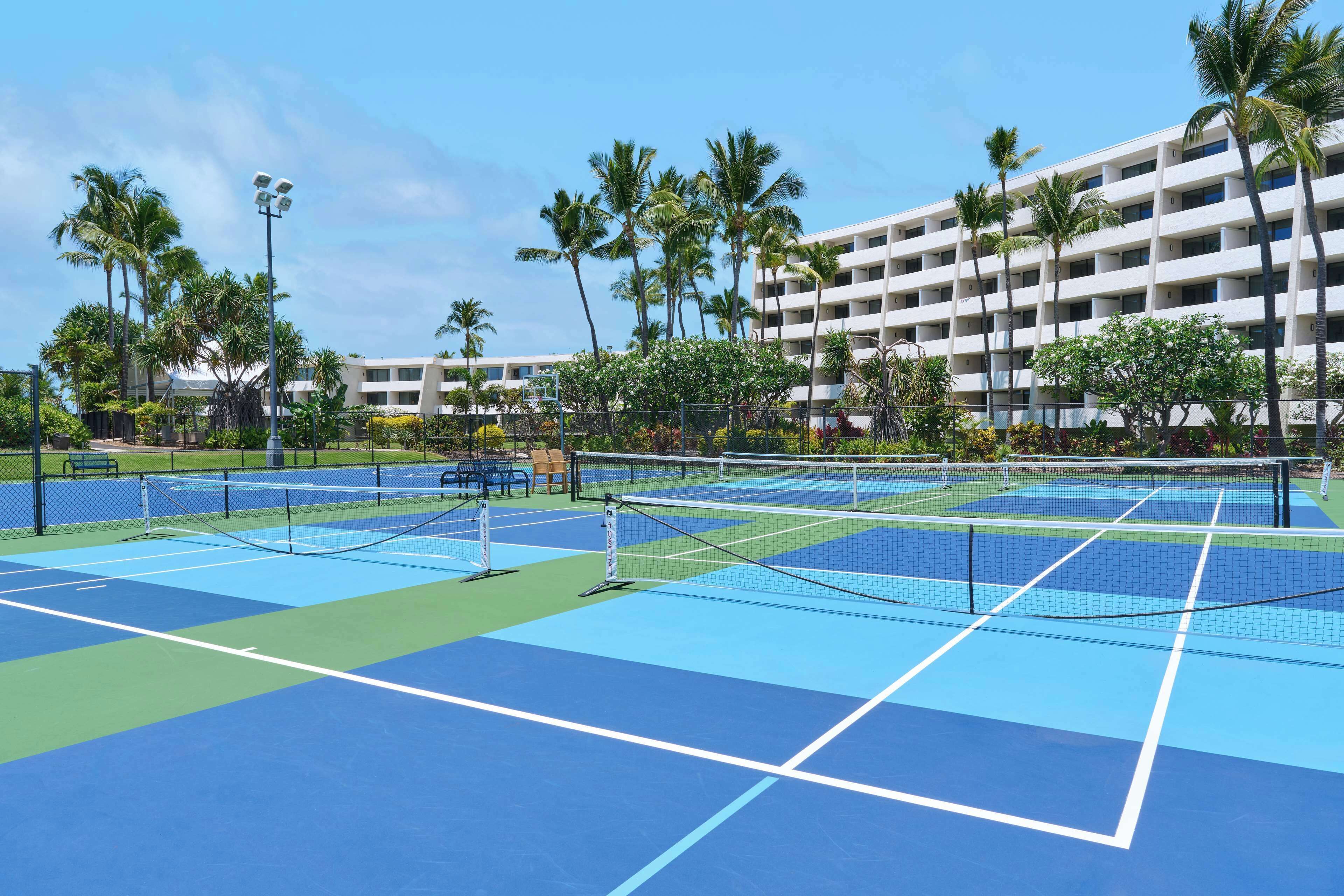 OUTRIGGER Kona Resort & Spa