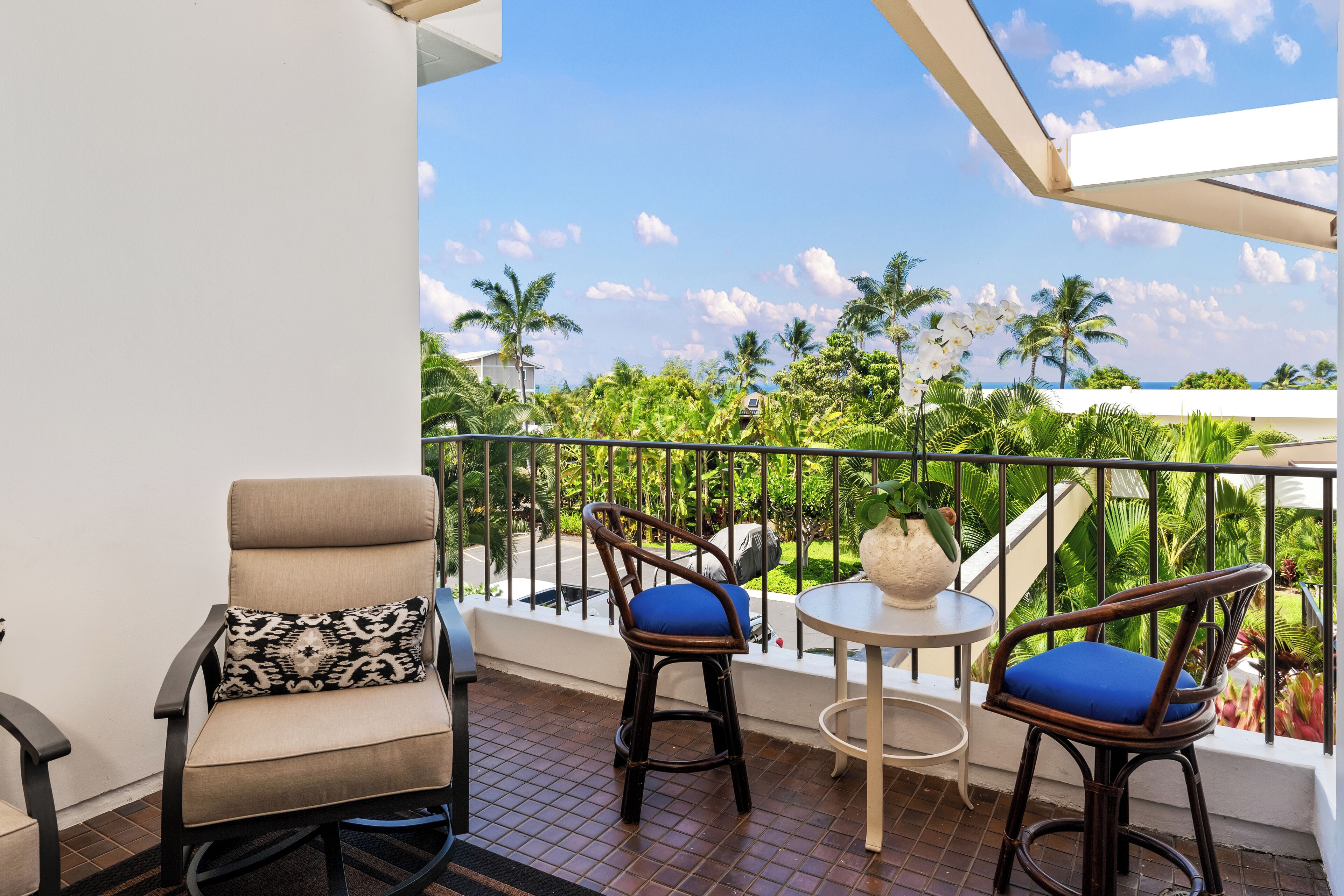 Royal Sea Cliff Resort by Wyndham