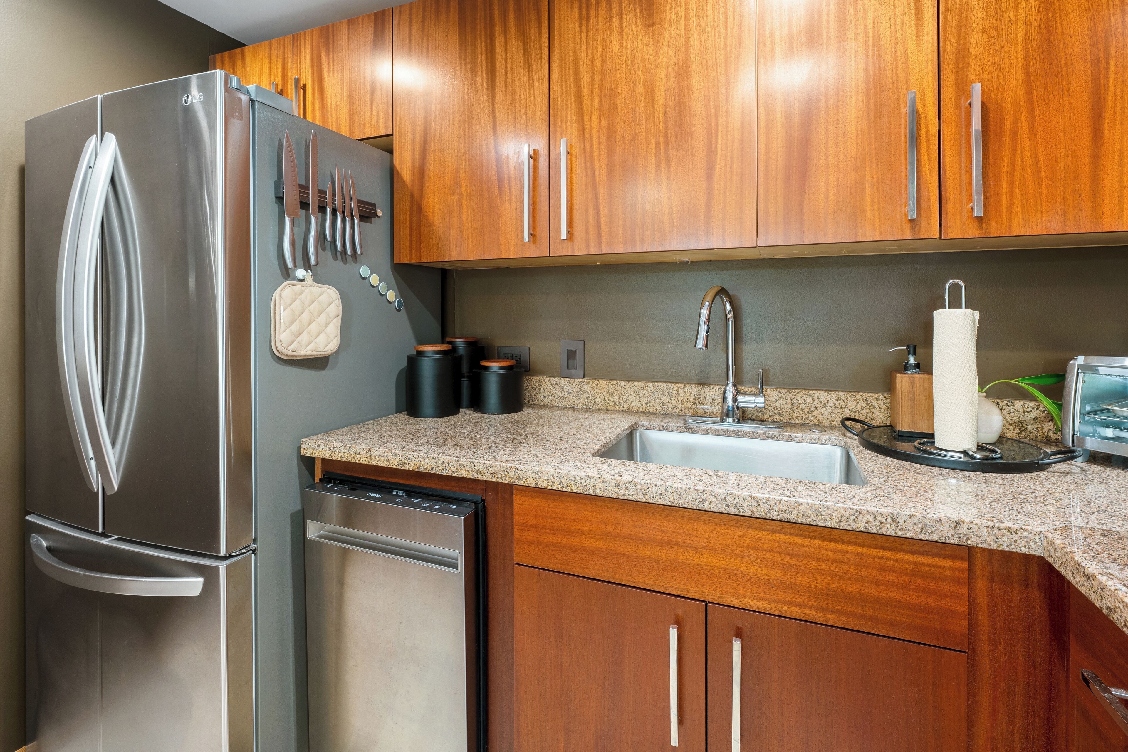 Royal Sea Cliff Resort by Wyndham