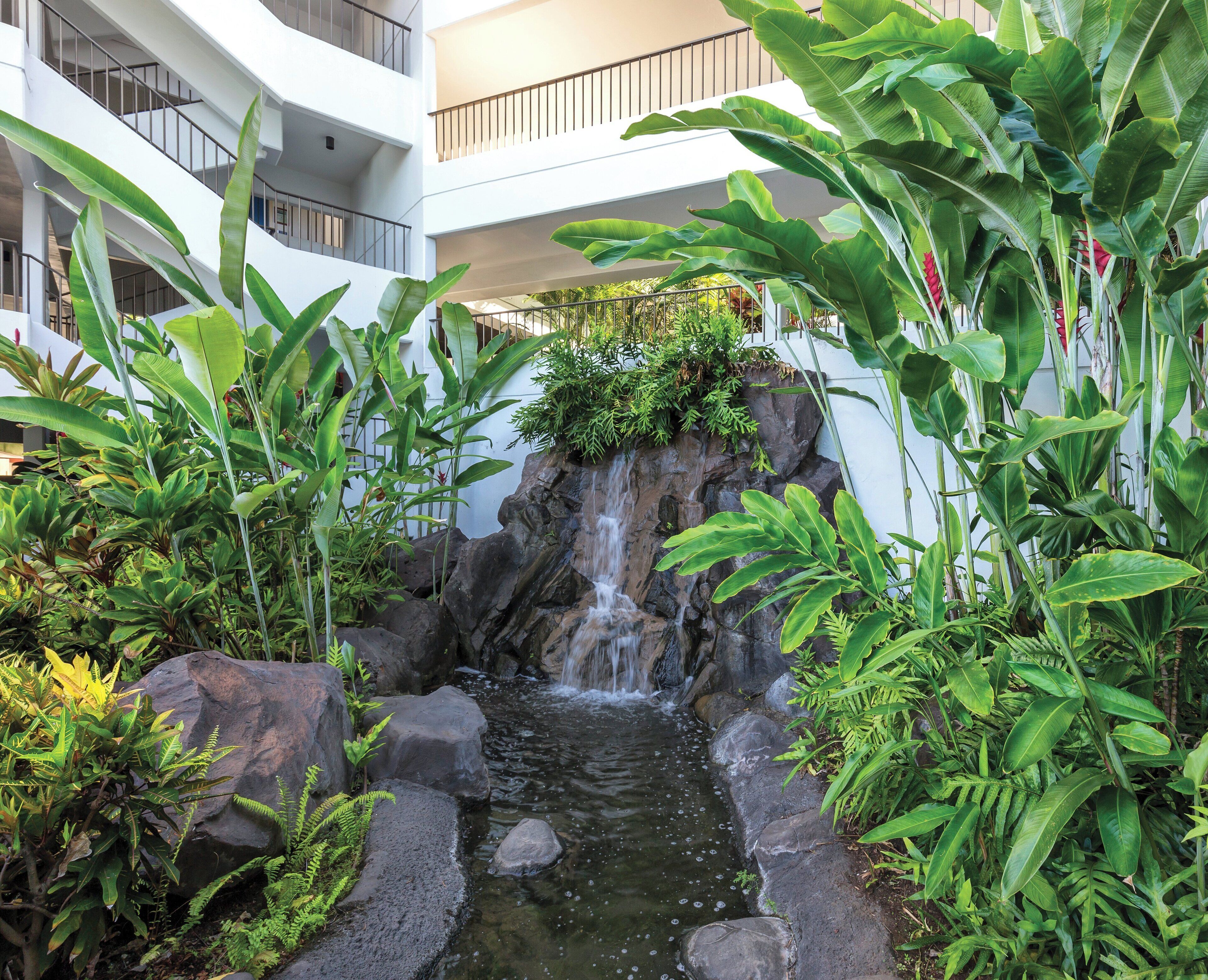 Royal Sea Cliff Resort by Wyndham