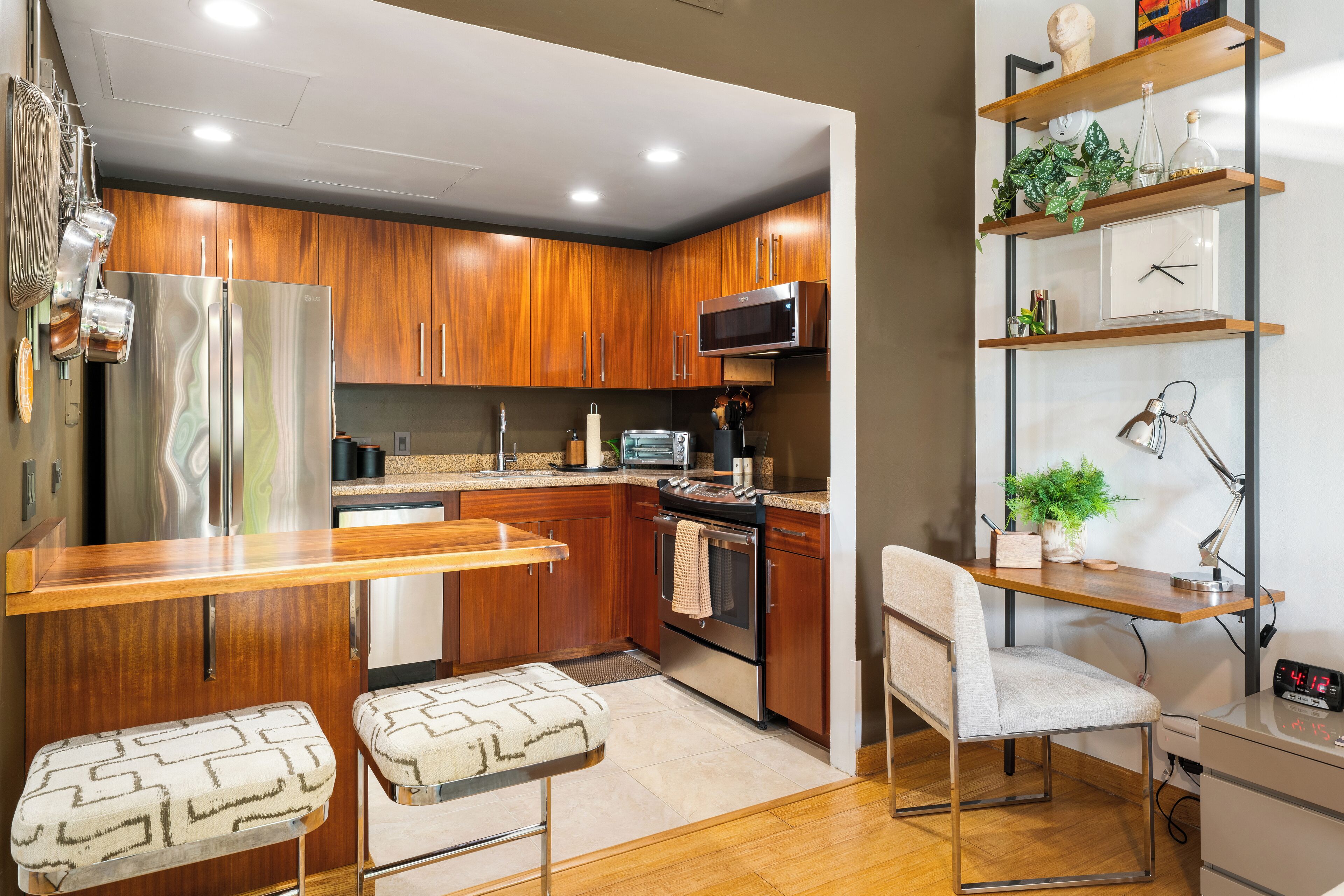 Royal Sea Cliff Resort by Wyndham