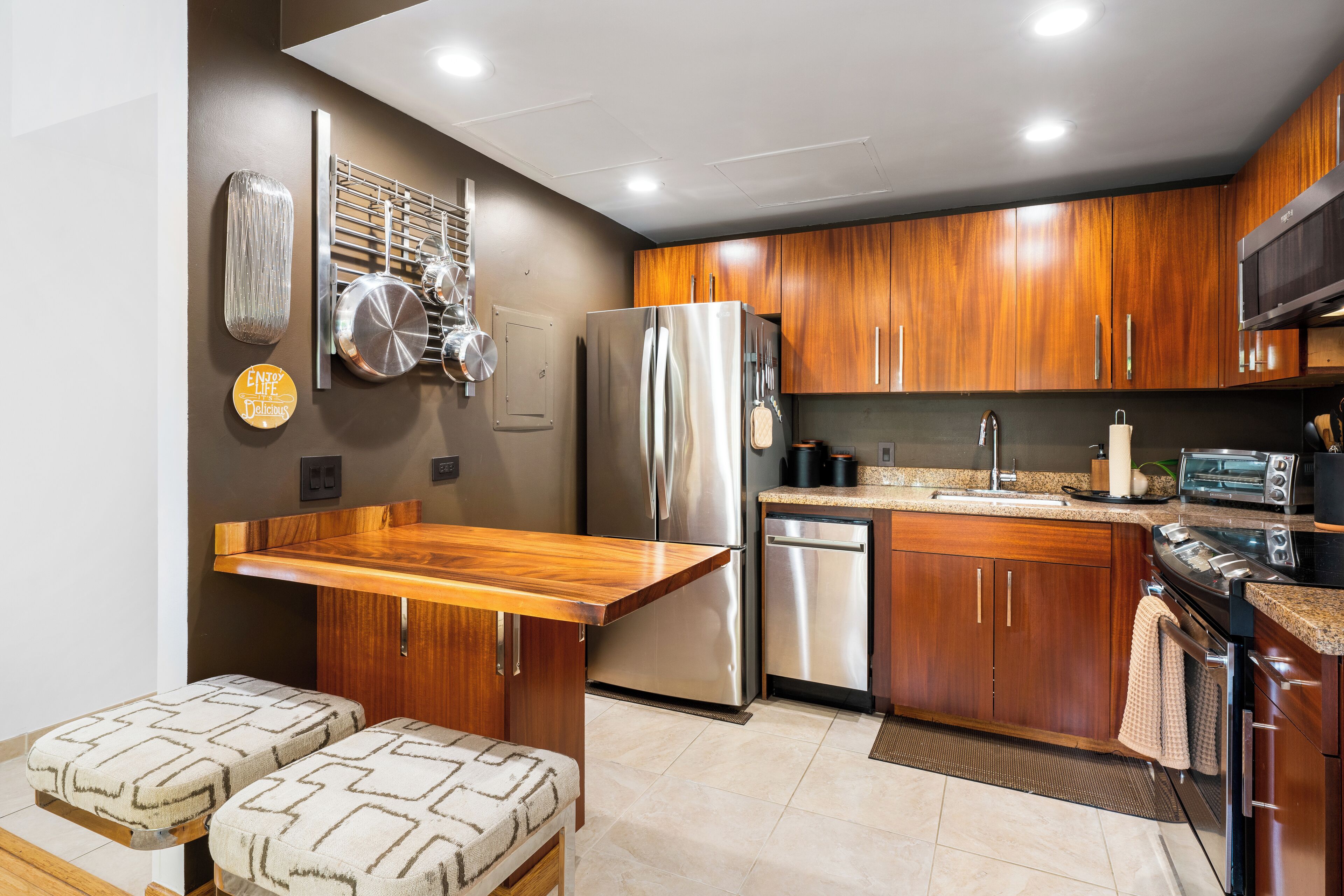 Royal Sea Cliff Resort by Wyndham