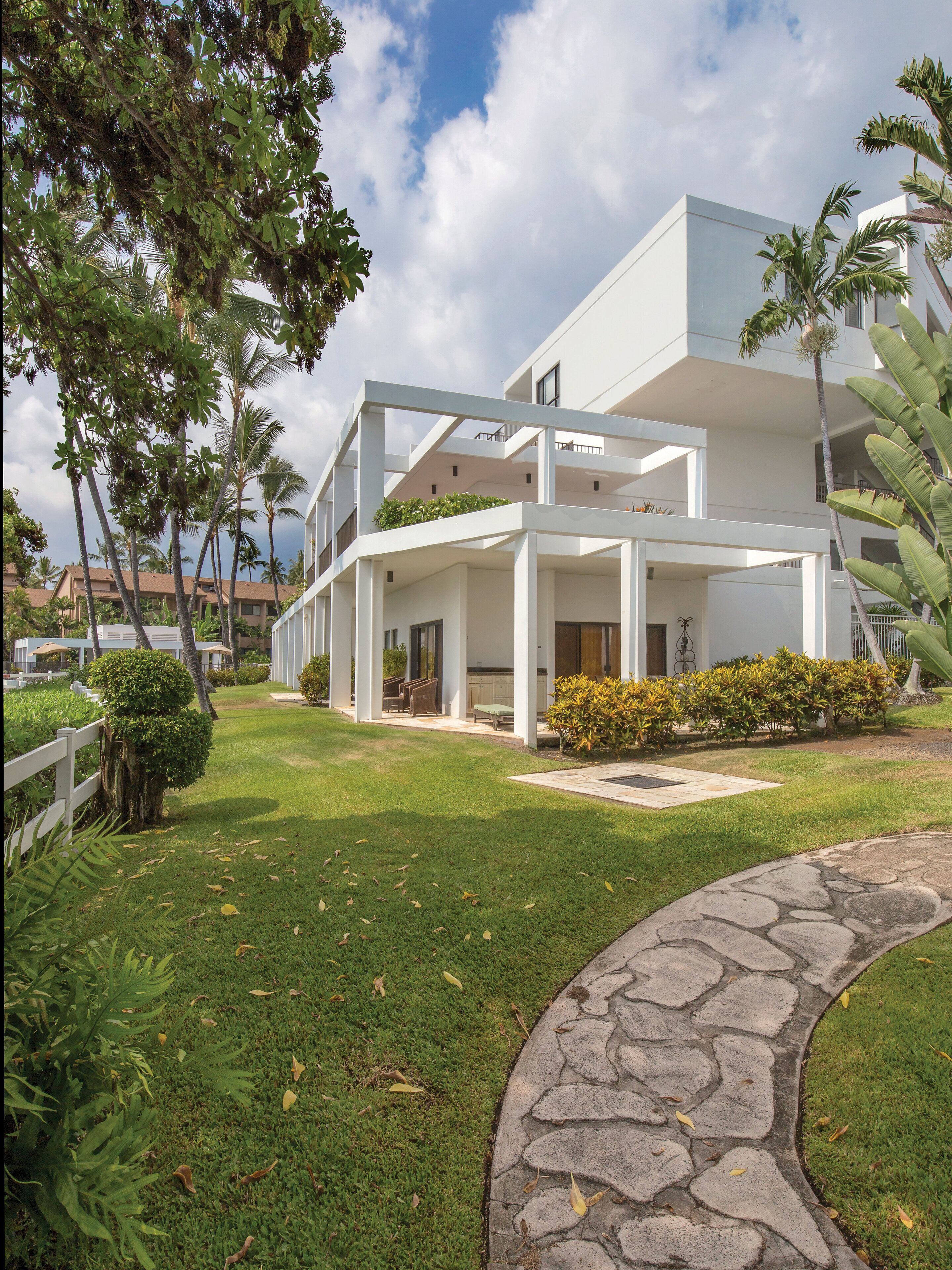 Royal Sea Cliff Resort by Wyndham