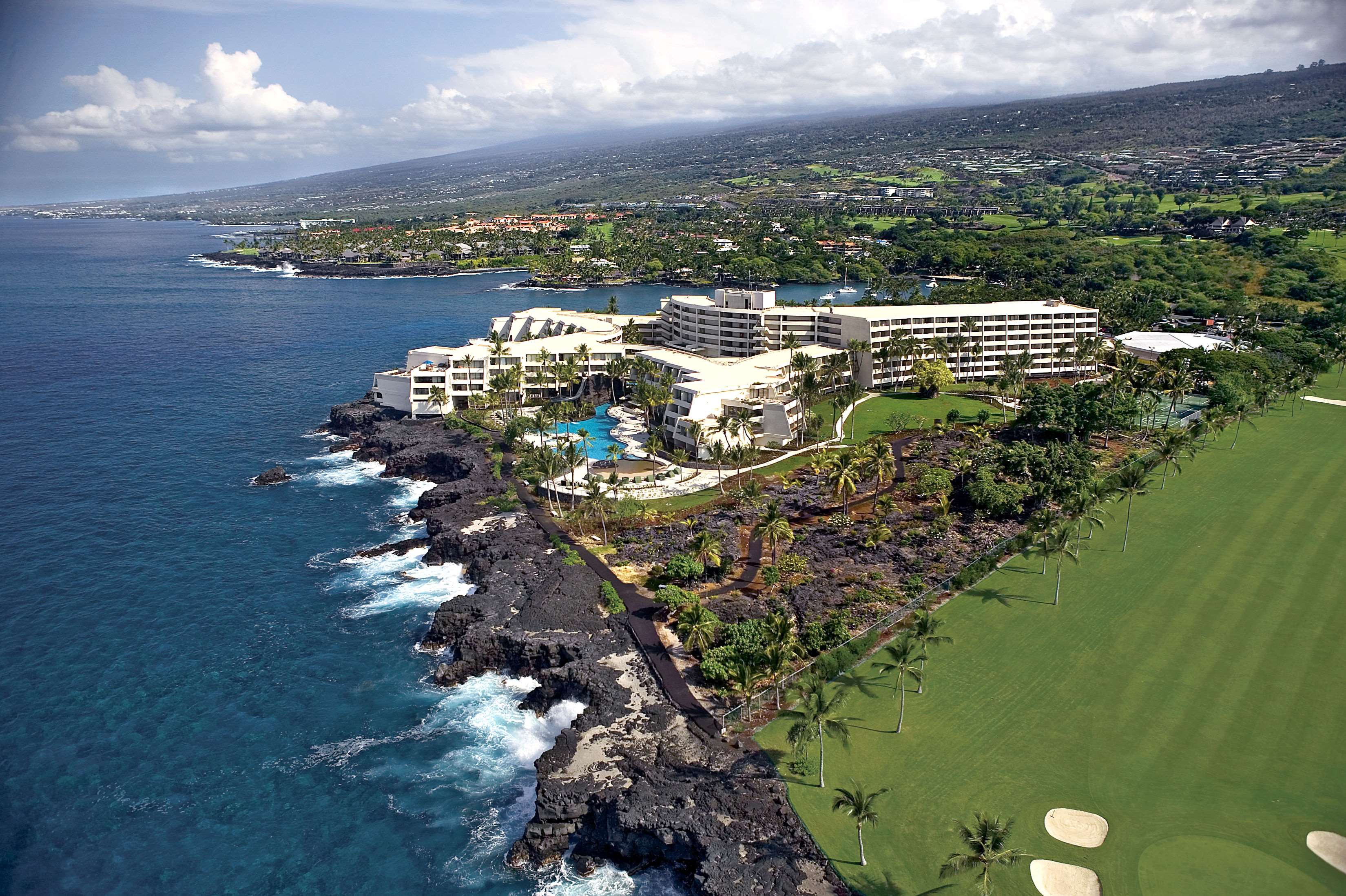 OUTRIGGER Kona Resort & Spa