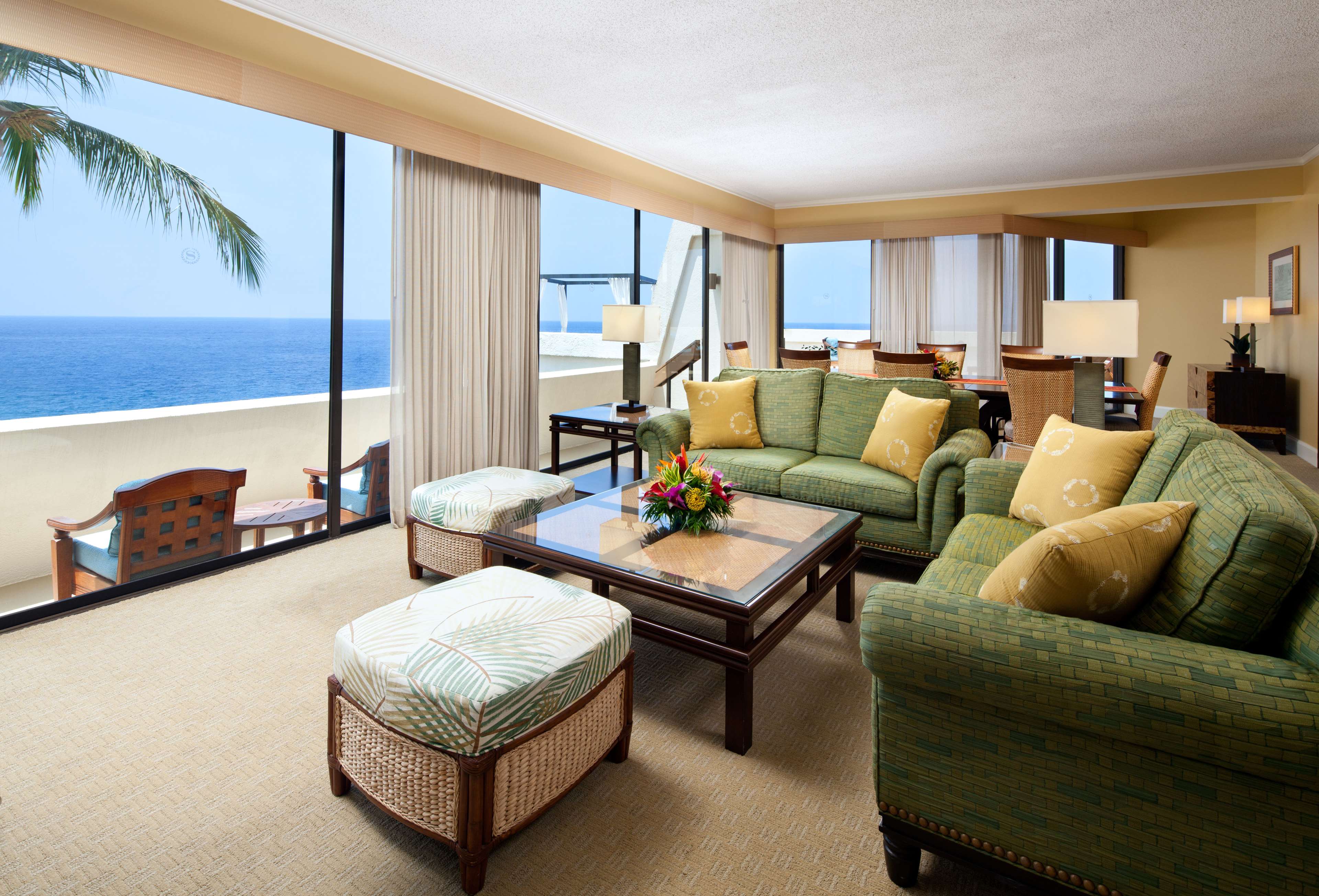 OUTRIGGER Kona Resort & Spa